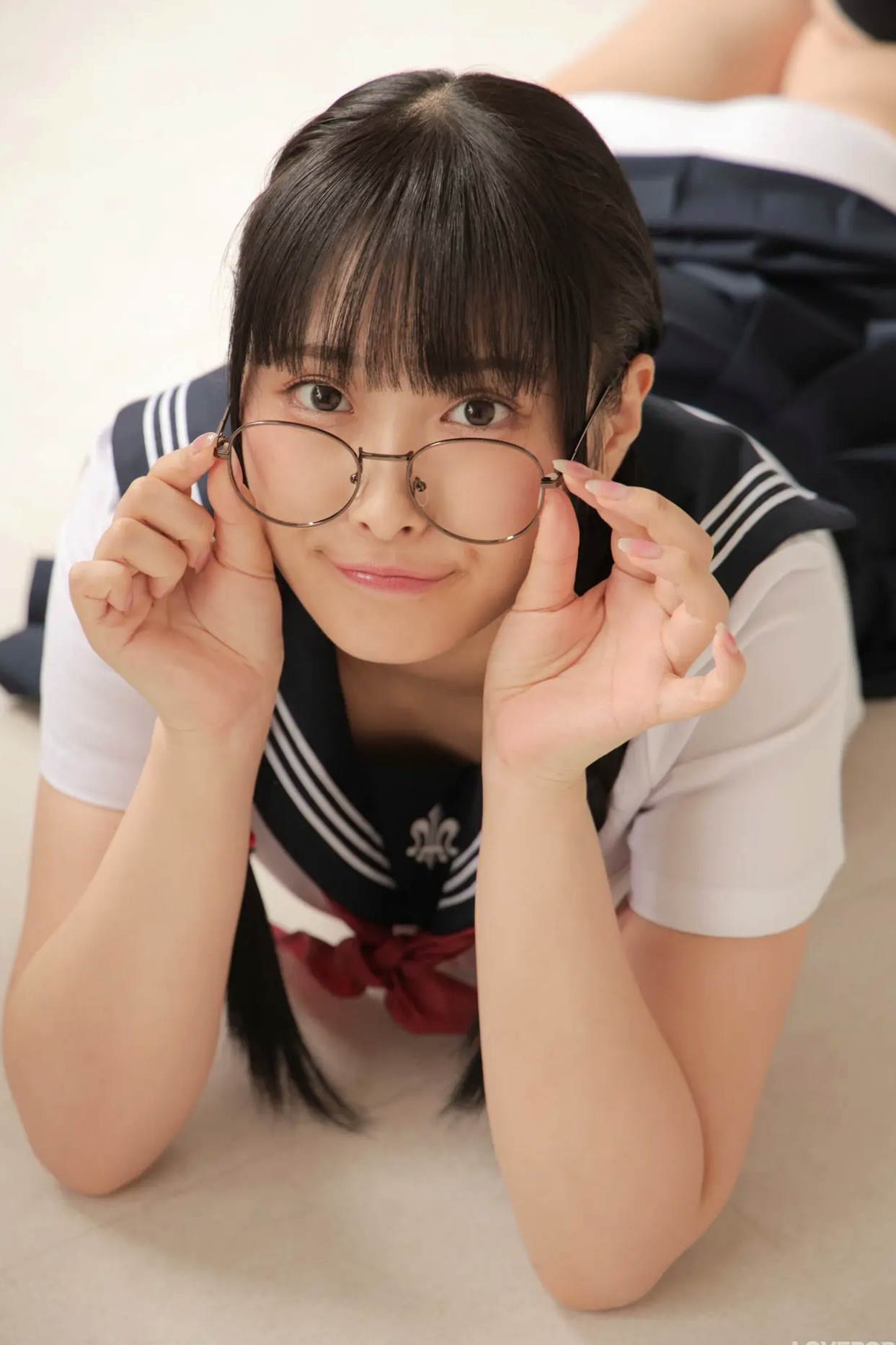 [LOVEPOP] Marina Asakawa 浅川まりな Photoset 02 日系眼镜水手服清纯校服美腿写真