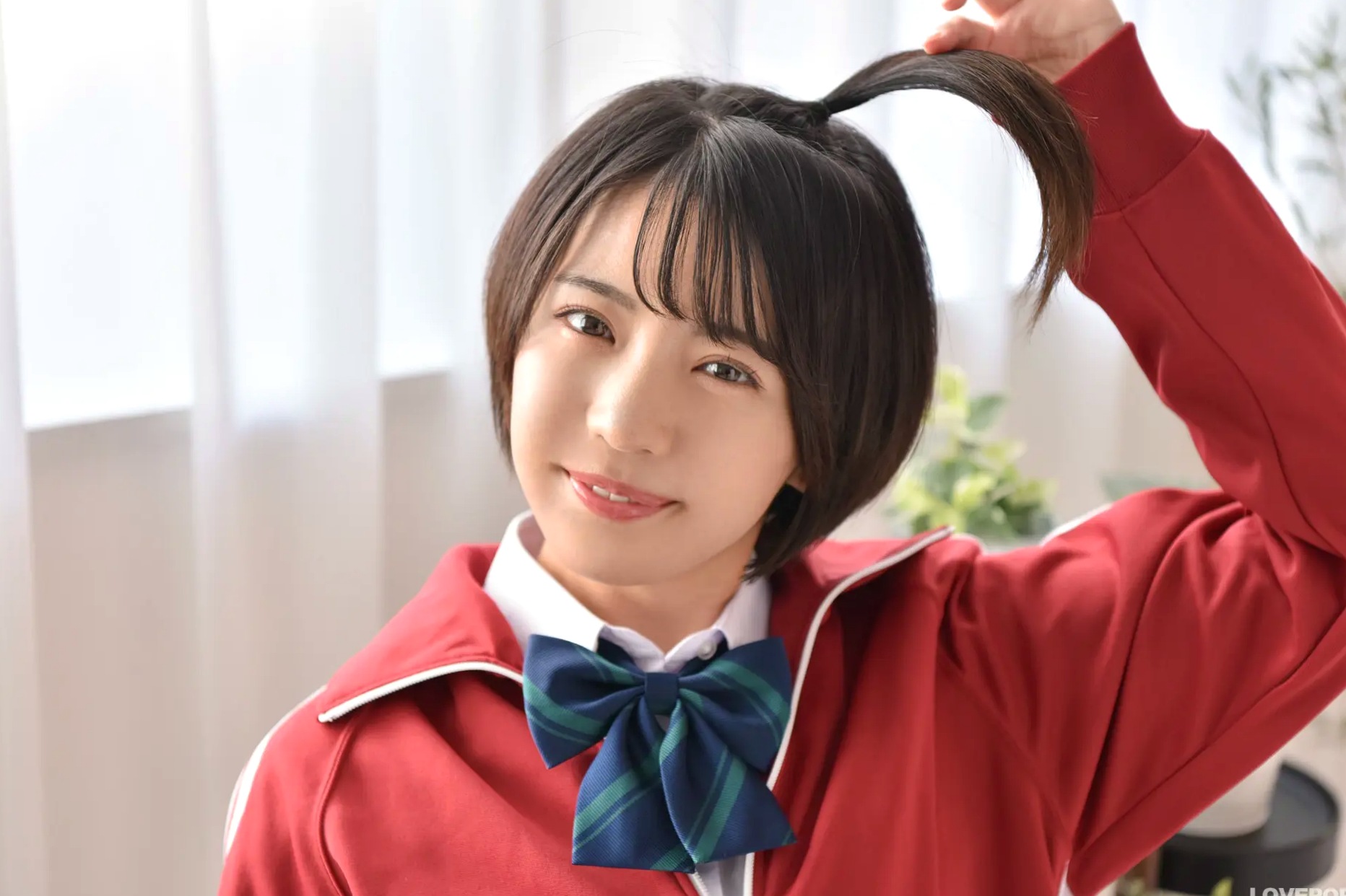 [LOVEPOP] 佐々木萌香 (Moeka Sasaki) Photoset 29 日系运动校服清纯少女写真