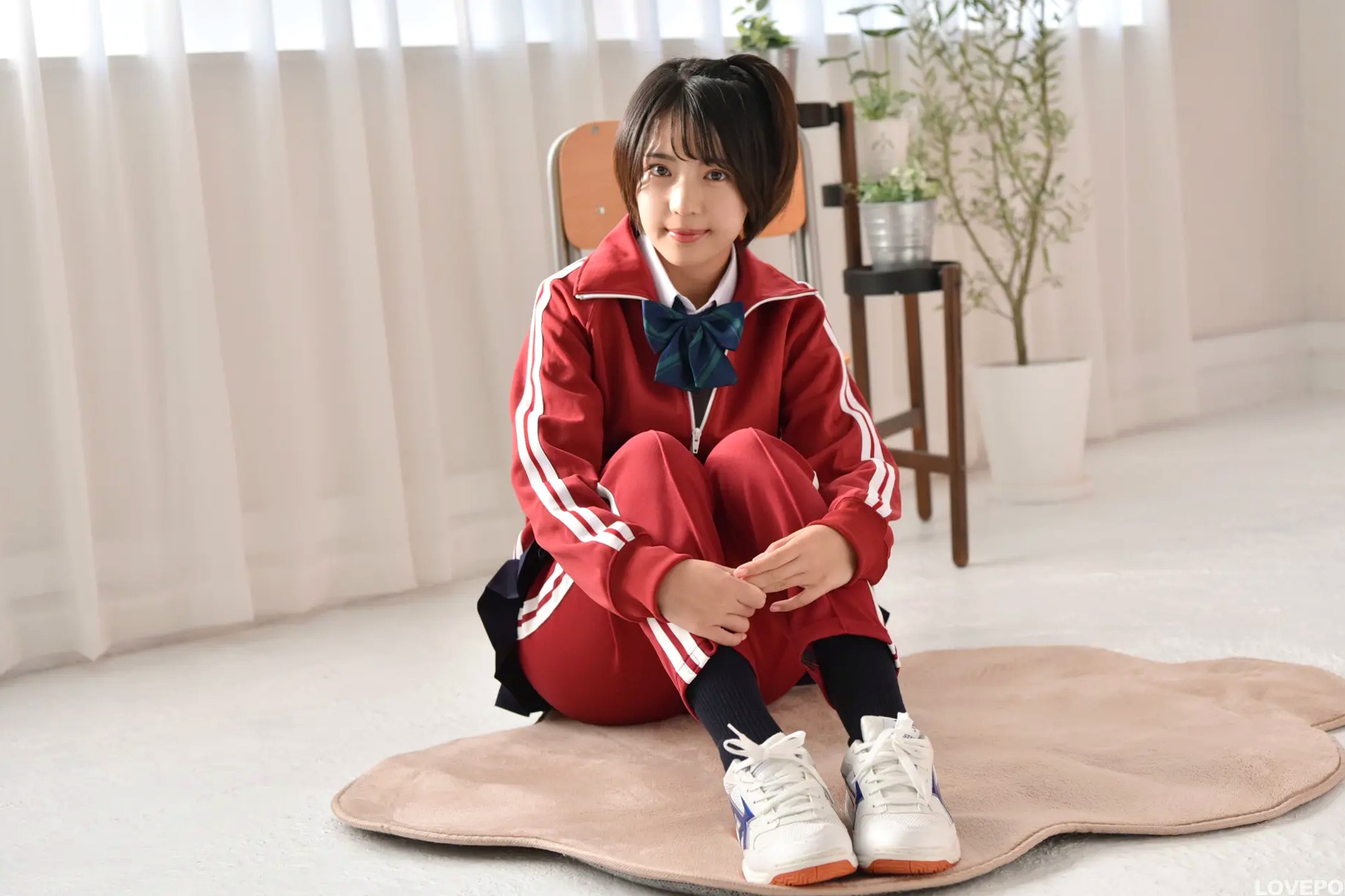 [LOVEPOP] 佐々木萌香 (Moeka Sasaki) Photoset 29 日系运动校服清纯少女写真