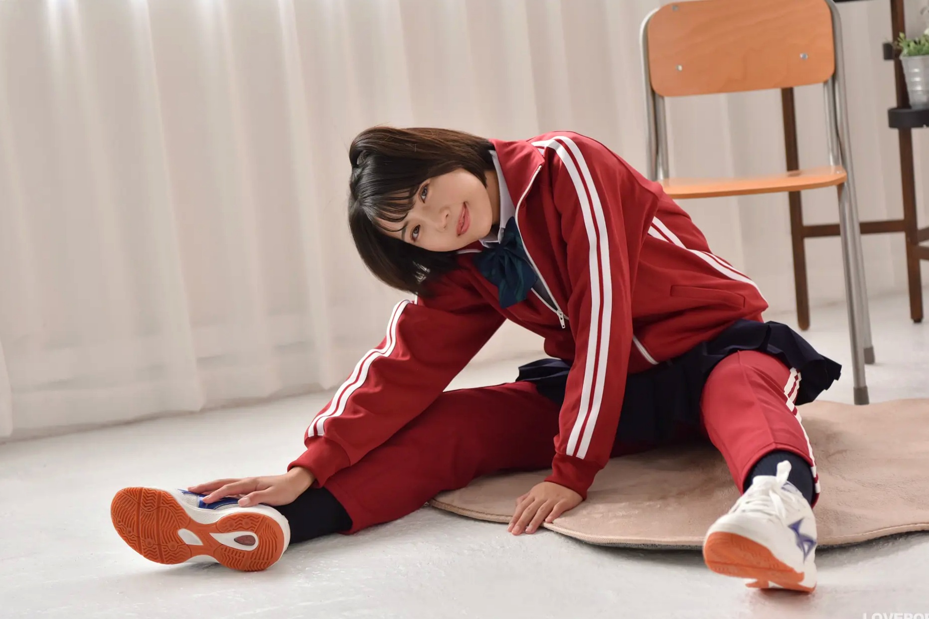 [LOVEPOP] 佐々木萌香 (Moeka Sasaki) Photoset 29 日系运动校服清纯少女写真