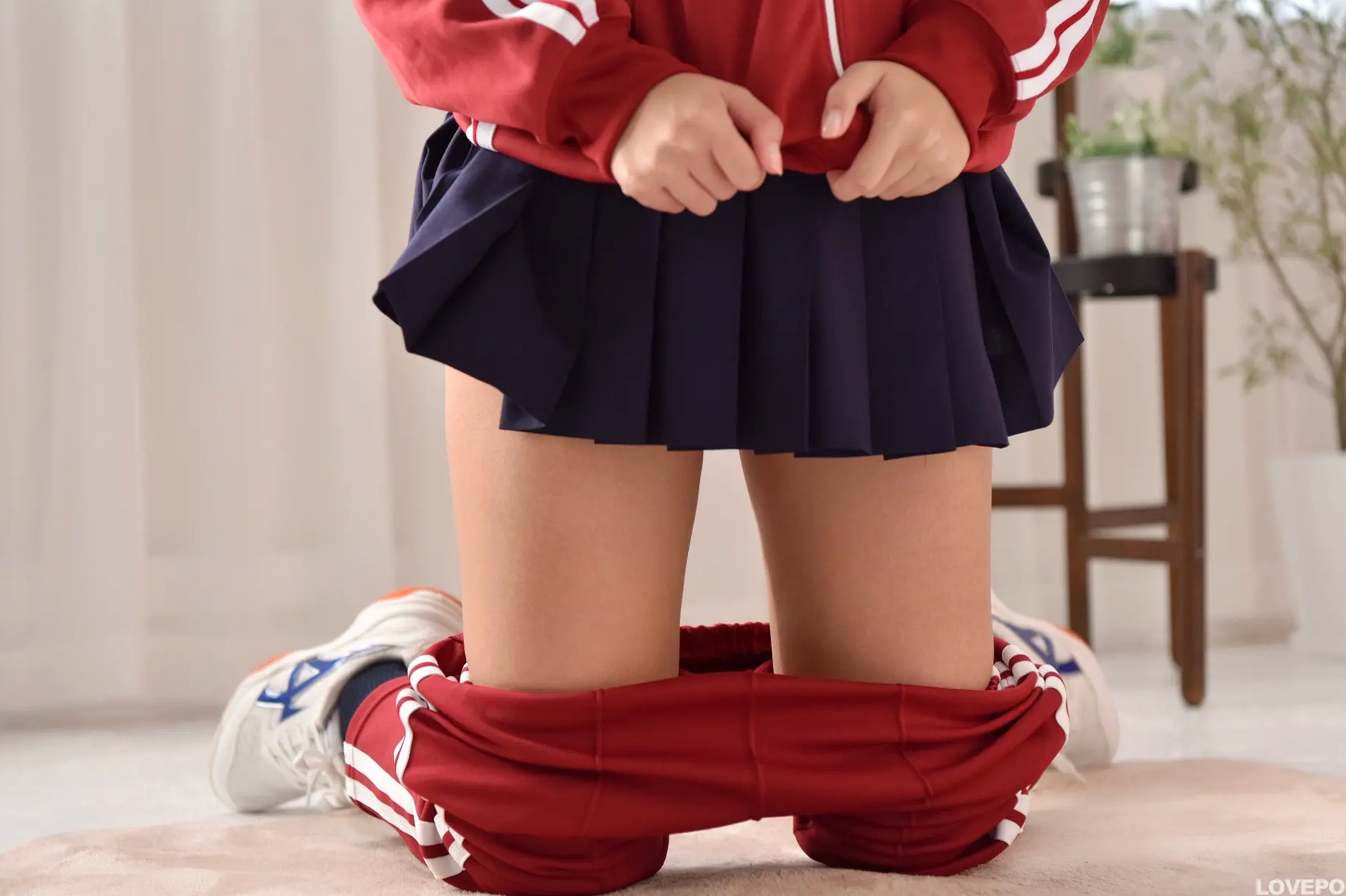 [LOVEPOP] 佐々木萌香 (Moeka Sasaki) Photoset 29 日系运动校服清纯少女写真
