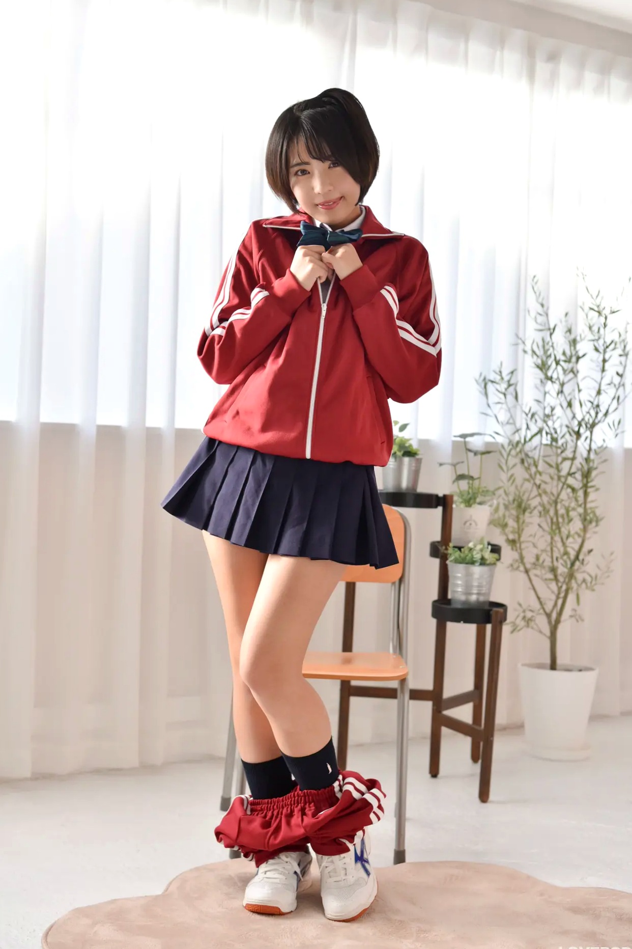 [LOVEPOP] 佐々木萌香 (Moeka Sasaki) Photoset 29 日系运动校服清纯少女写真