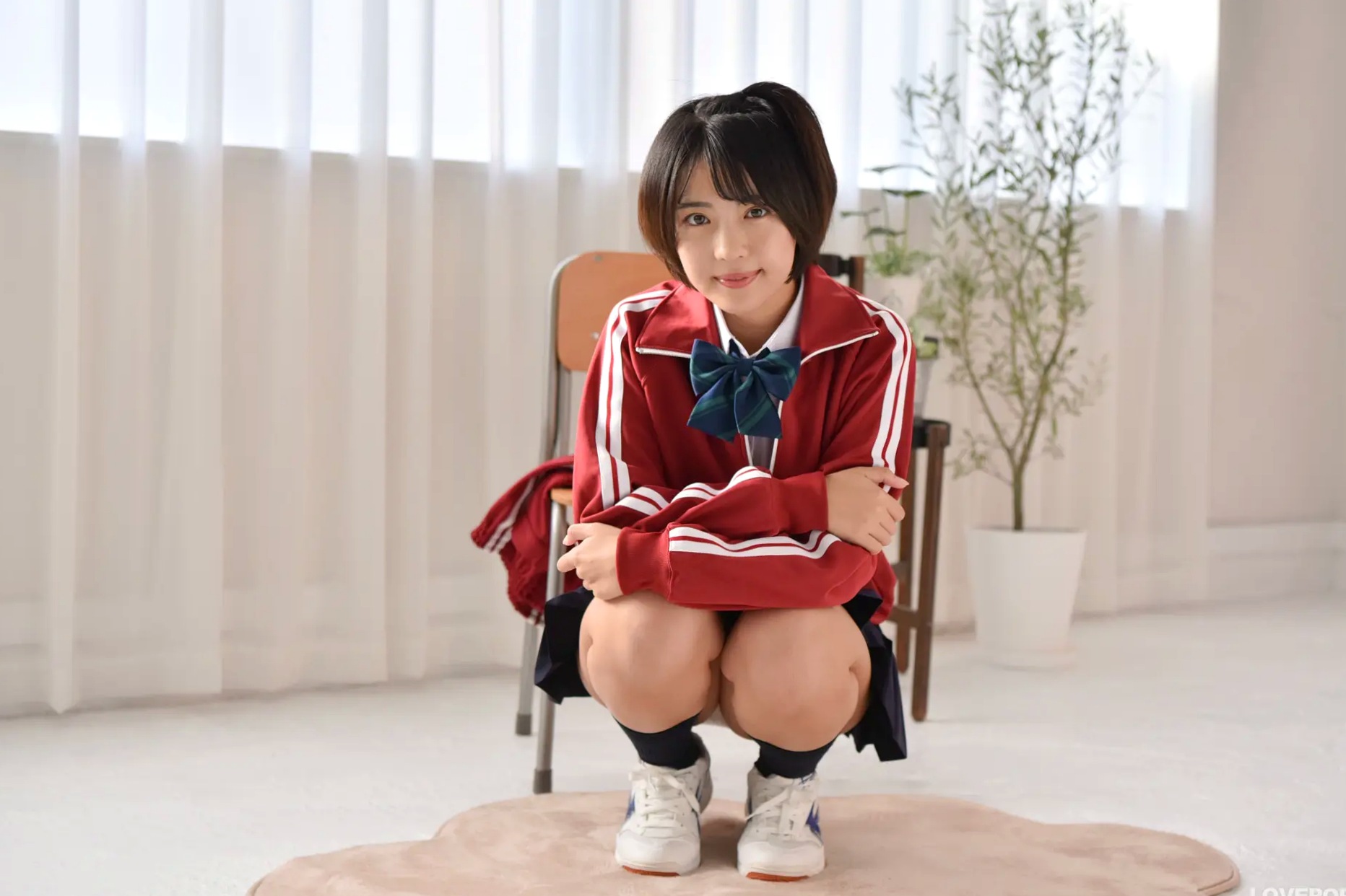 [LOVEPOP] 佐々木萌香 (Moeka Sasaki) Photoset 29 日系运动校服清纯少女写真