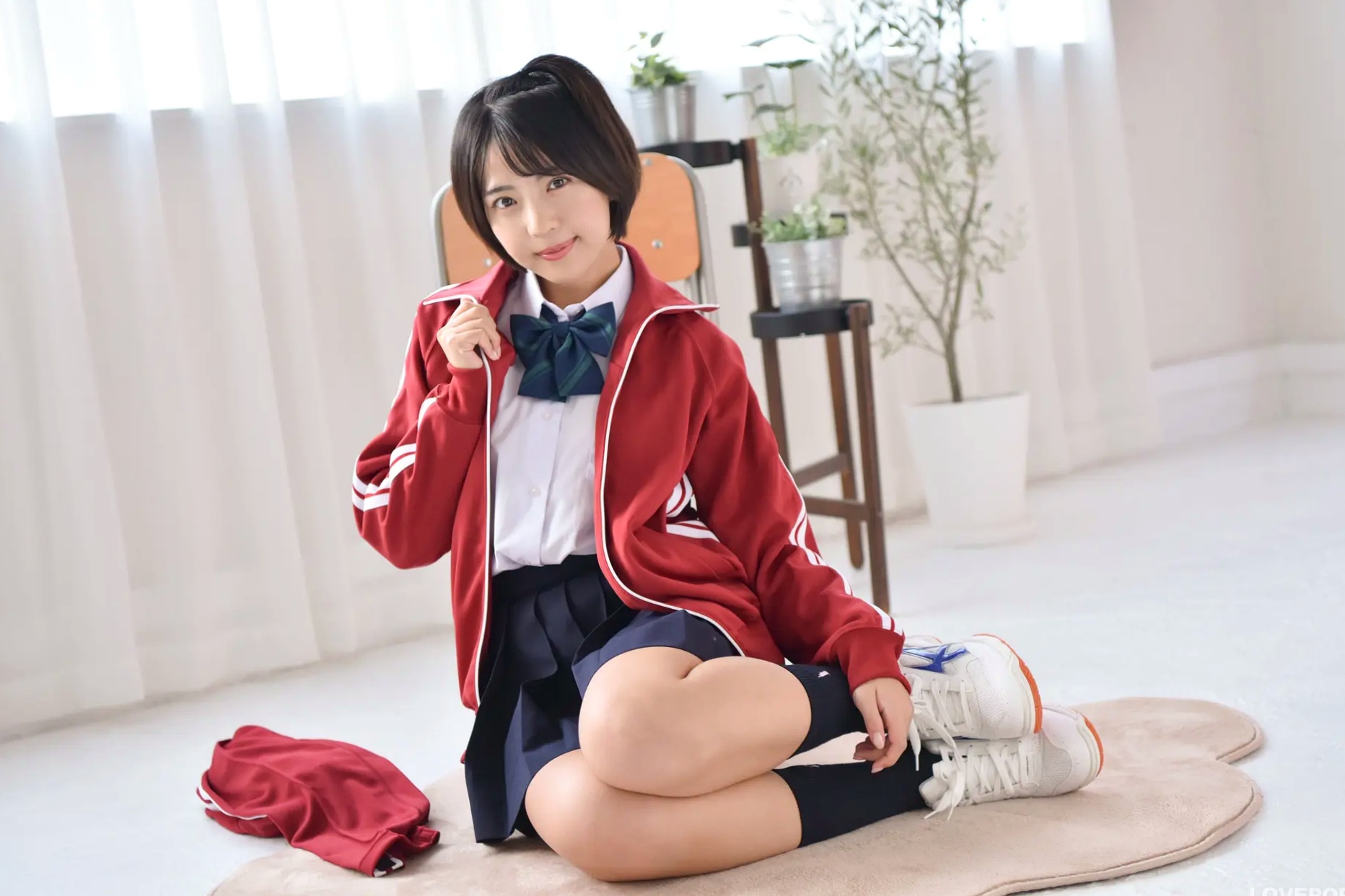 [LOVEPOP] 佐々木萌香 (Moeka Sasaki) Photoset 29 日系运动校服清纯少女写真
