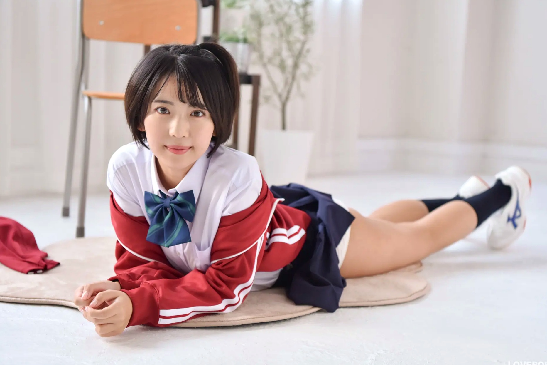[LOVEPOP] 佐々木萌香 (Moeka Sasaki) Photoset 29 日系运动校服清纯少女写真