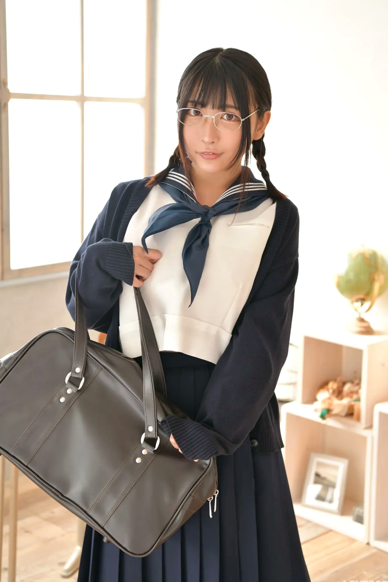 [LOVEPOP] Kaoru Ichihara 市原薫 Photoset 01 日本清纯校服黑丝制服写真