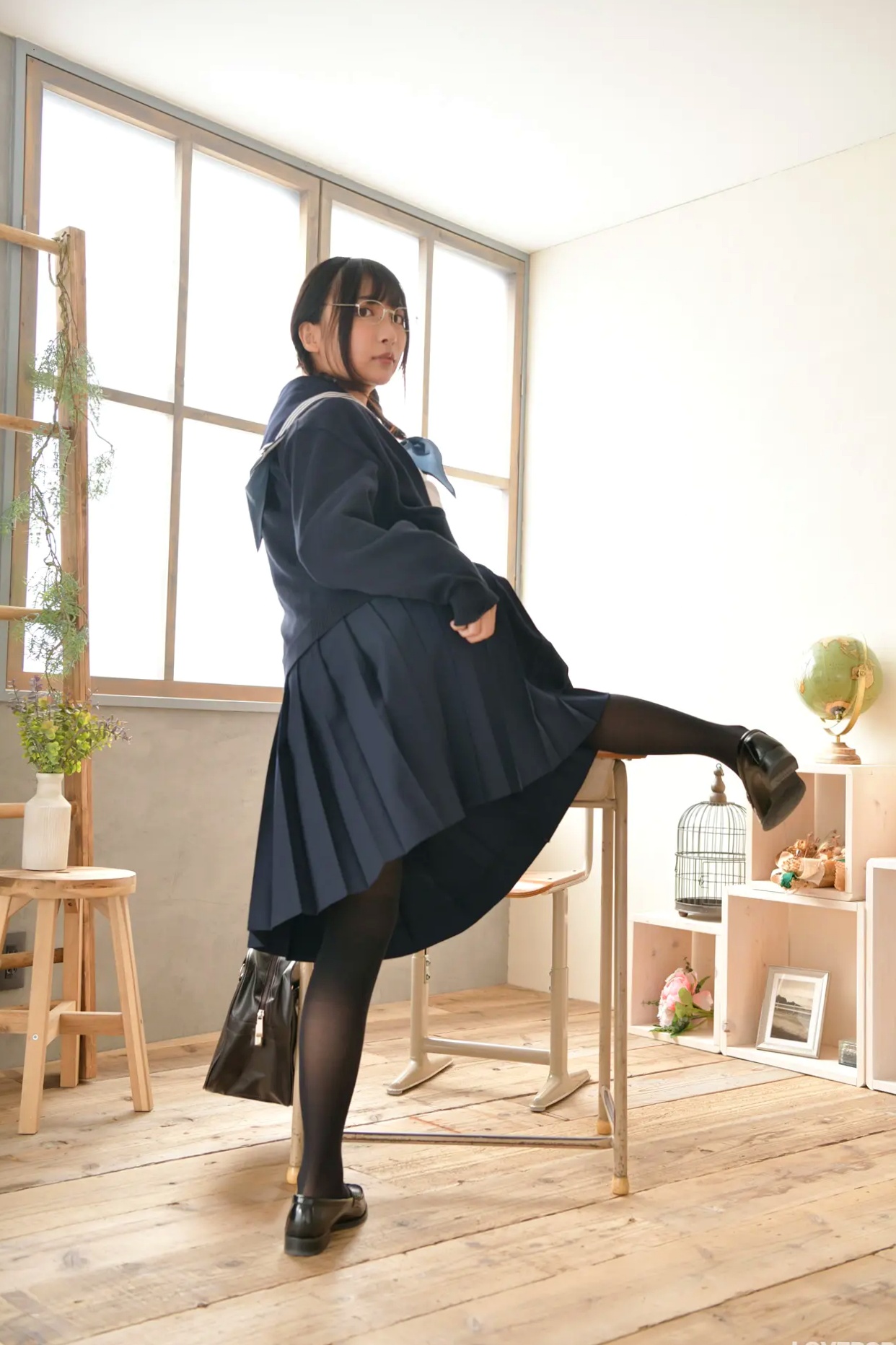 [LOVEPOP] Kaoru Ichihara 市原薫 Photoset 01 日本清纯校服黑丝制服写真