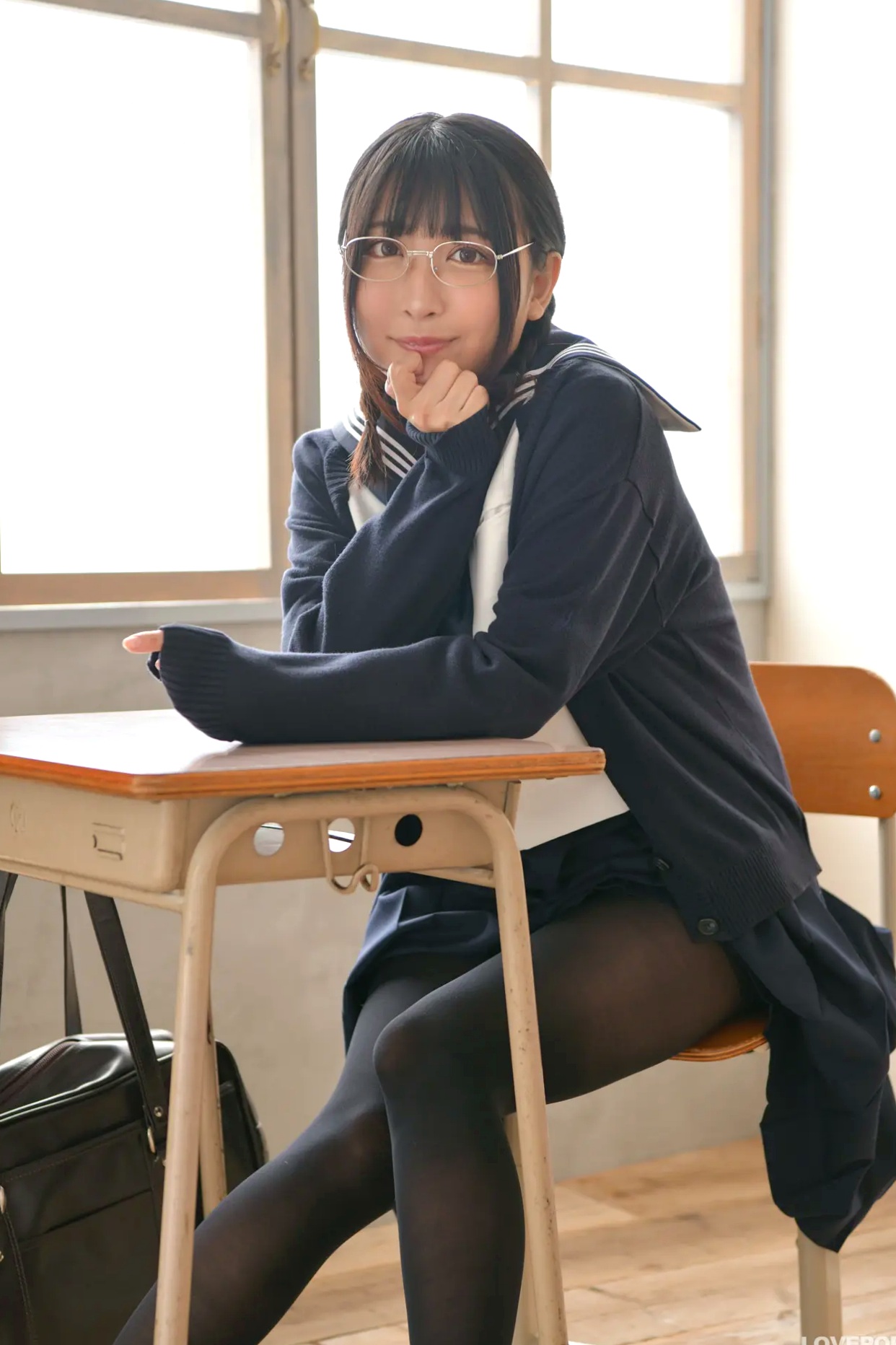 [LOVEPOP] Kaoru Ichihara 市原薫 Photoset 01 日本清纯校服黑丝制服写真