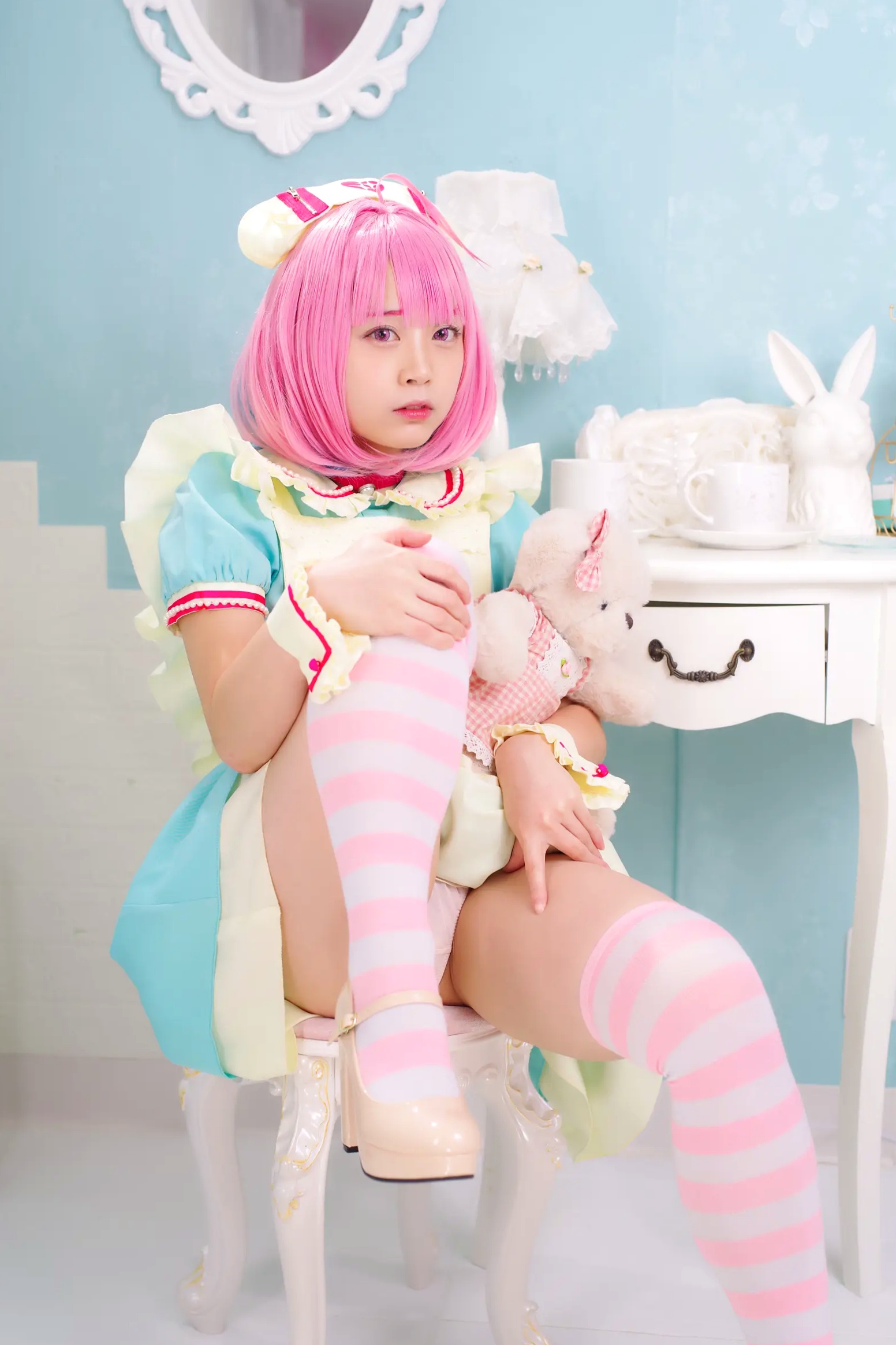 [Cosplay] Salt Melon 塩めろん。- さま、脱いだら人気が出るって本当ですか？！ 粉发萌妹性感私房写真