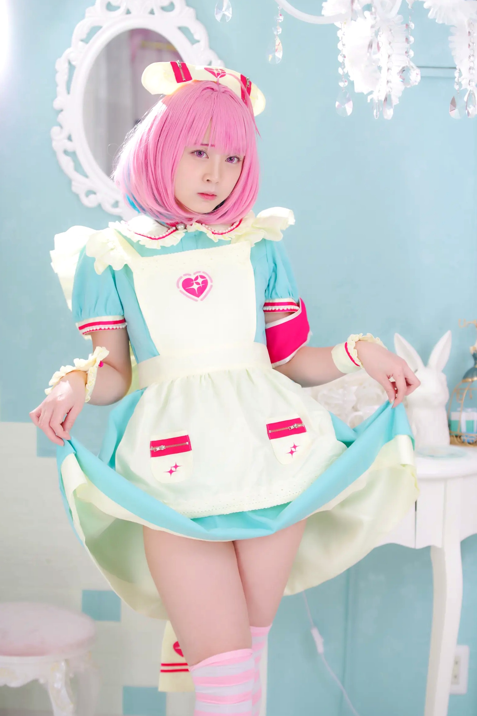 [Cosplay] Salt Melon 塩めろん。- さま、脱いだら人気が出るって本当ですか？！ 粉发萌妹性感私房写真