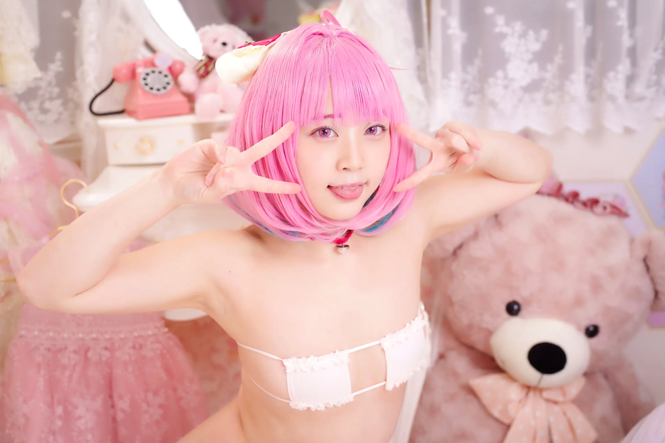 [Cosplay] Salt Melon 塩めろん。- さま、脱いだら人気が出るって本当ですか？！ 粉发萌妹性感私房写真