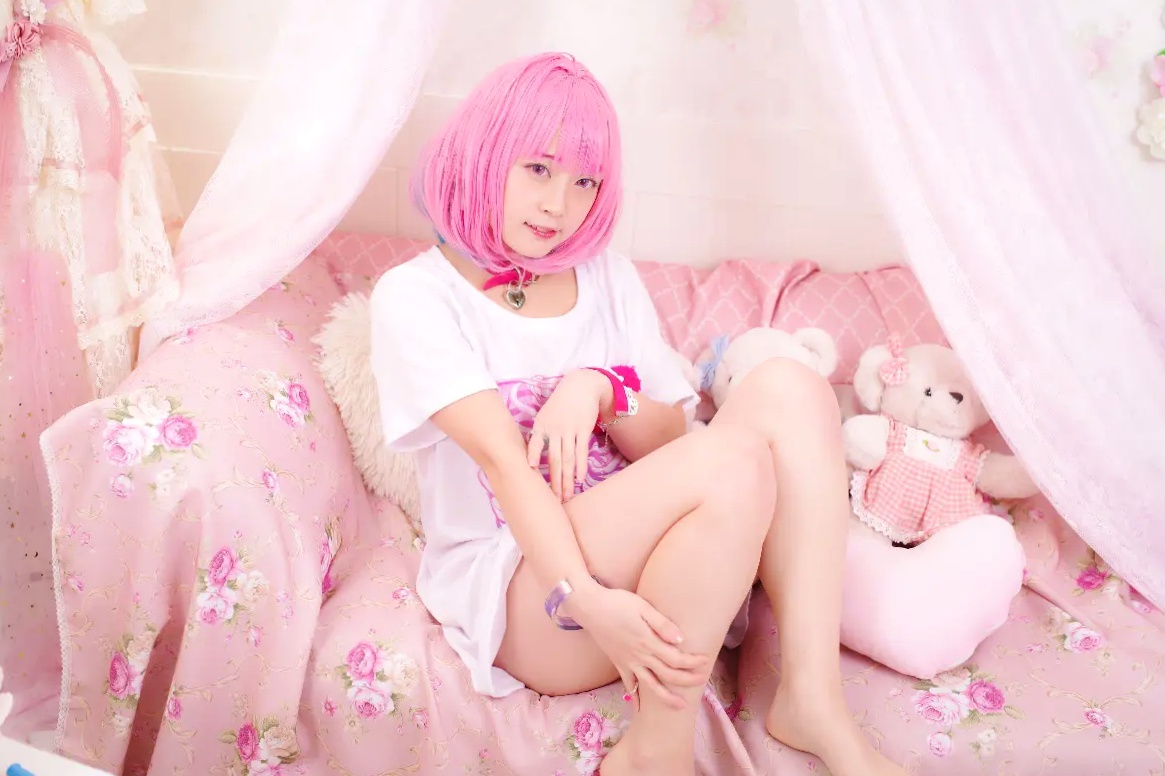 [Cosplay] Salt Melon 塩めろん。- さま、脱いだら人気が出るって本当ですか？！ 粉发萌妹性感私房写真