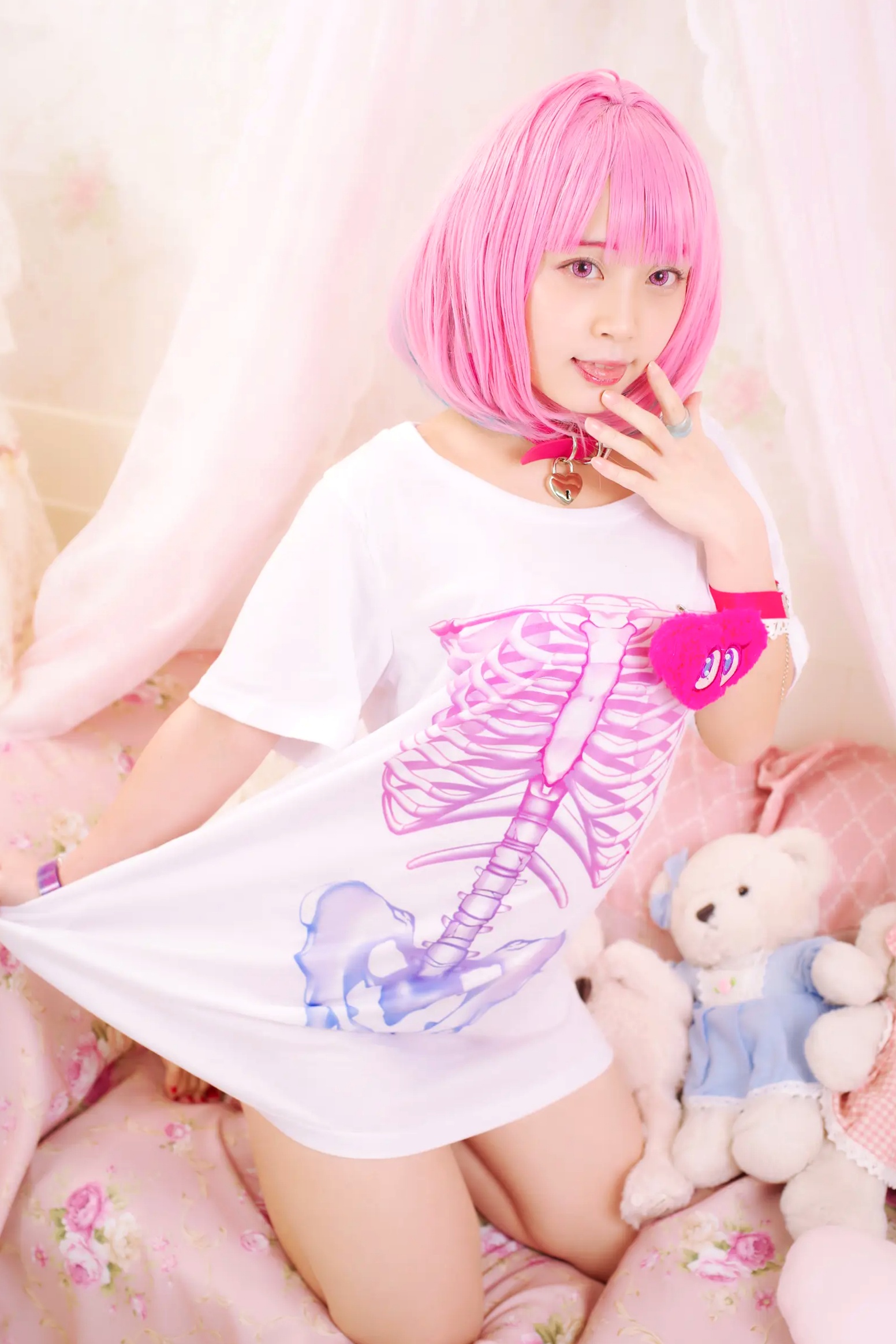 [Cosplay] Salt Melon 塩めろん。- さま、脱いだら人気が出るって本当ですか？！ 粉发萌妹性感私房写真