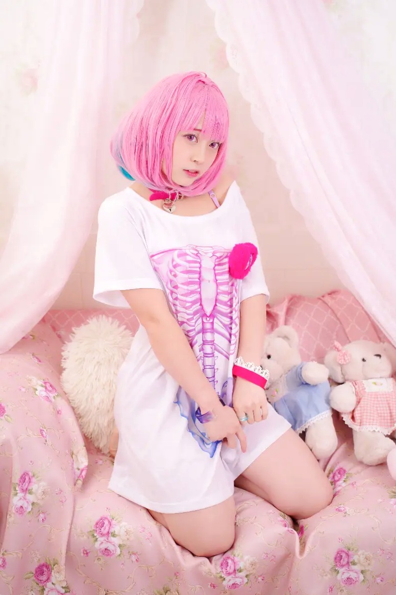[Cosplay] Salt Melon 塩めろん。- さま、脱いだら人気が出るって本当ですか？！ 粉发萌妹性感私房写真
