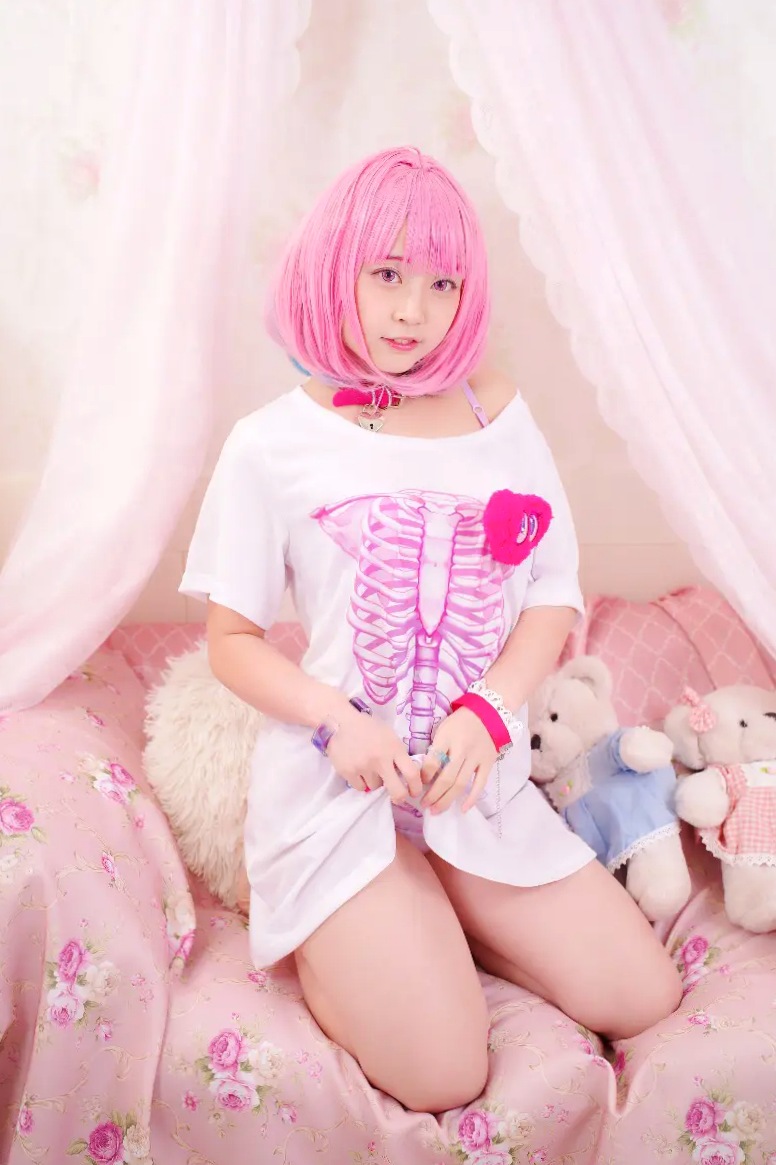 [Cosplay] Salt Melon 塩めろん。- さま、脱いだら人気が出るって本当ですか？！ 粉发萌妹性感私房写真