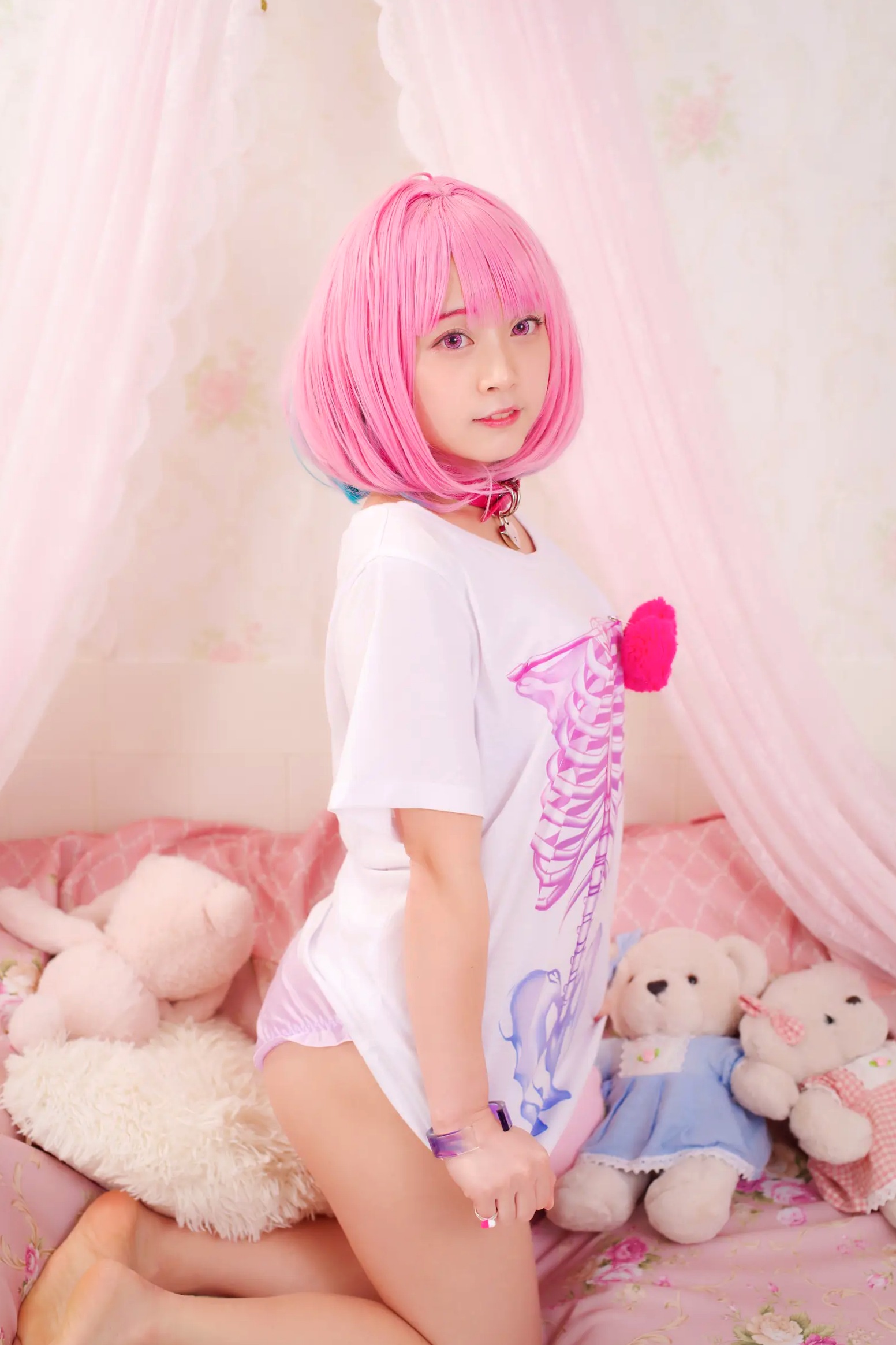 [Cosplay] Salt Melon 塩めろん。- さま、脱いだら人気が出るって本当ですか？！ 粉发萌妹性感私房写真