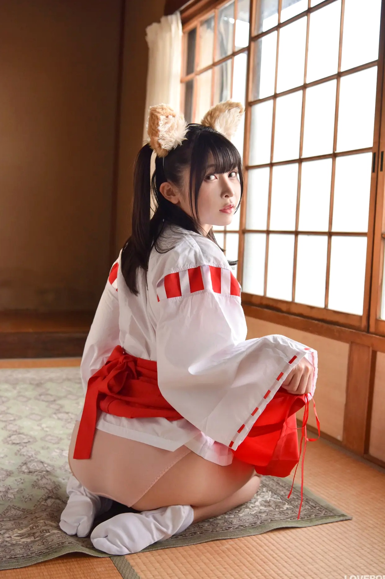 [LOVEPOP] 水那しおね Shione Mizuna Photoset 07 日系和风兽耳巫女Cosplay清纯写真