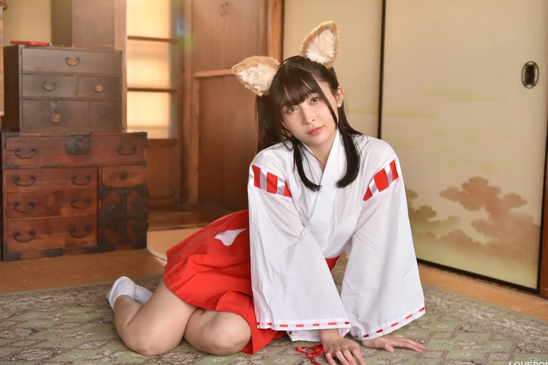 [LOVEPOP] 水那しおね Shione Mizuna Photoset 07 日系和风兽耳巫女Cosplay清纯写真