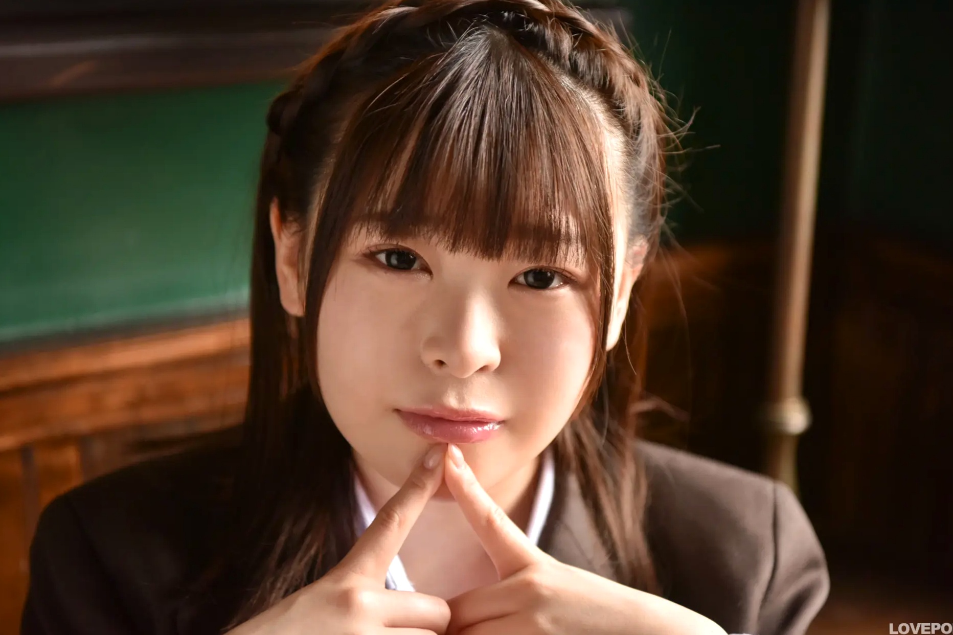 [LOVEPOP] Kanon Kisara 木更かのん Photoset 03 日系校服制服美腿性感写真