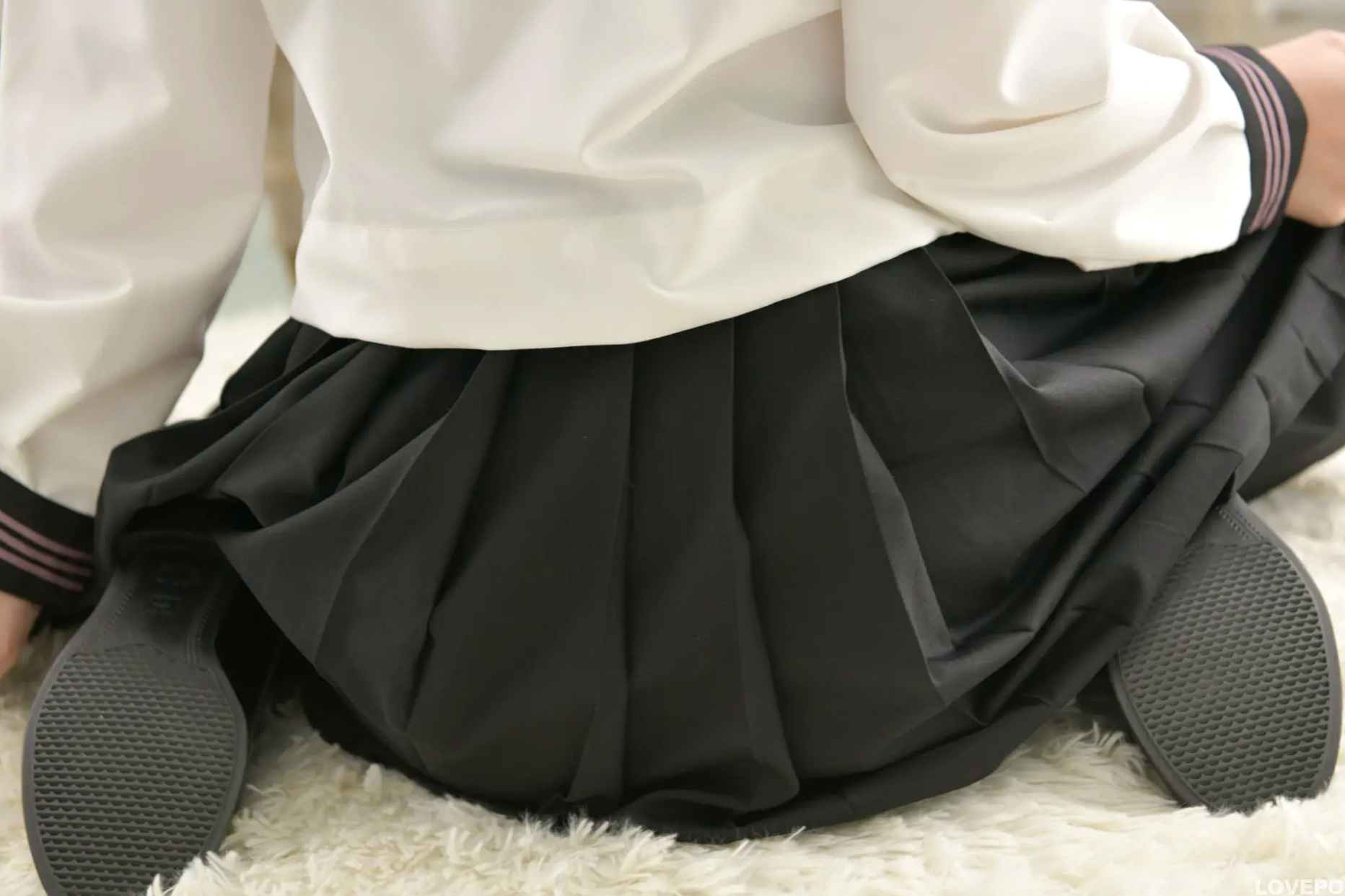 [LOVEPOP] Arisa Akagi 赤城ありさ Photoset 01 日系清纯水手服黑丝诱惑私房写真