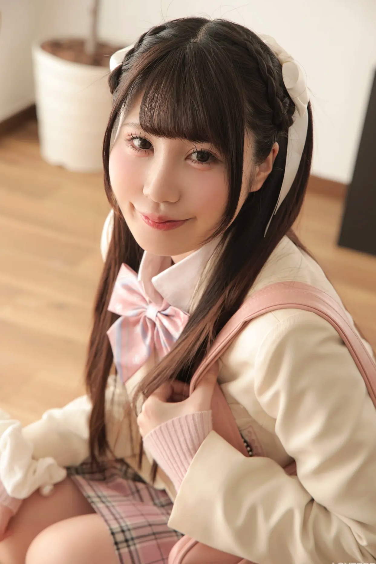 [LOVEPOP] Meru Momose 桃瀬める Photoset 05 日系粉嫩校服制服清纯美腿私房写真