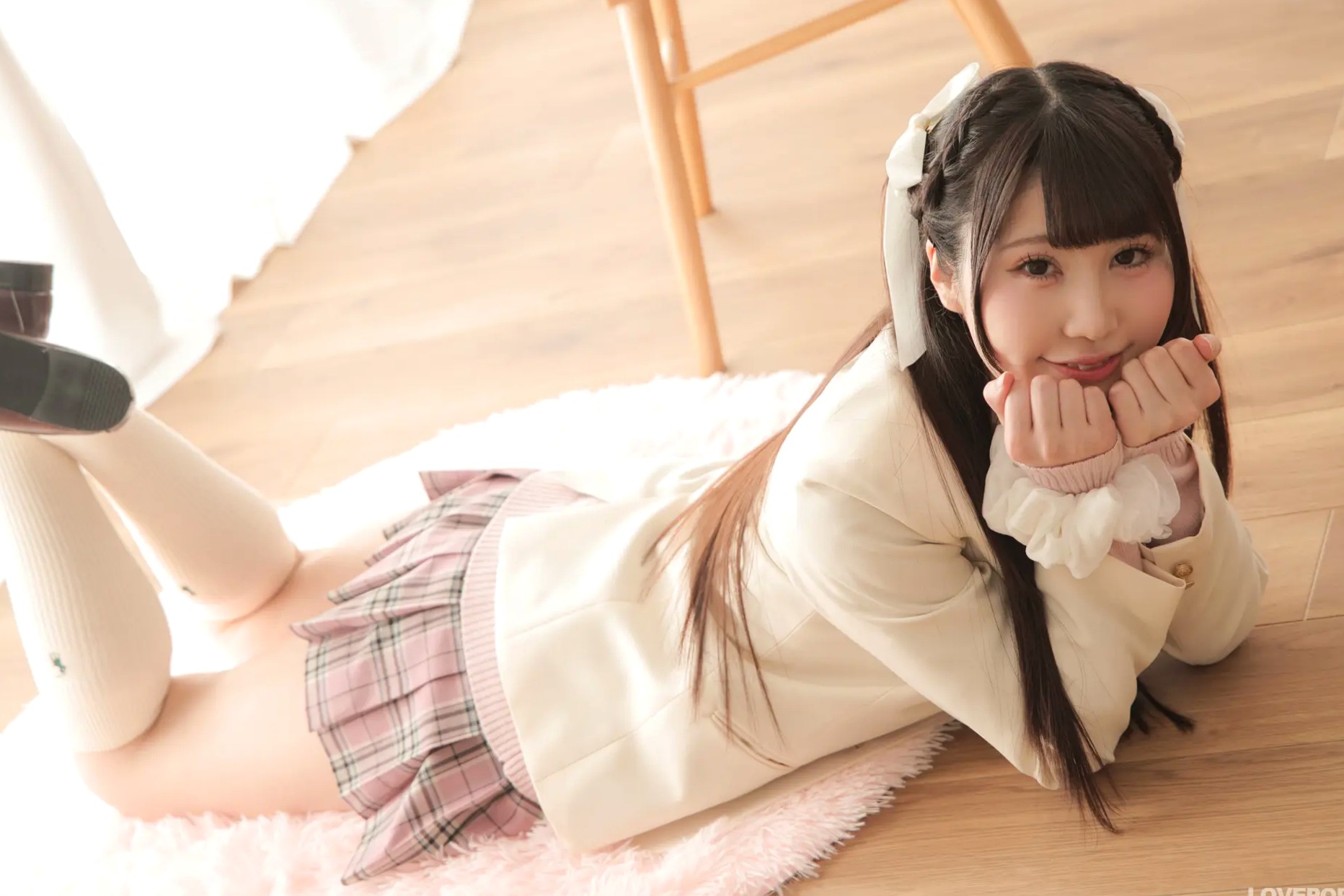 [LOVEPOP] Meru Momose 桃瀬める Photoset 05 日系粉嫩校服制服清纯美腿私房写真