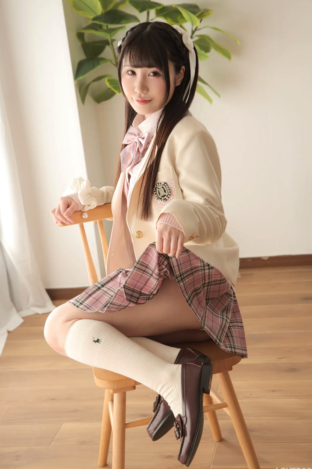 [LOVEPOP] Meru Momose 桃瀬める Photoset 05 日系粉嫩校服制服清纯美腿私房写真