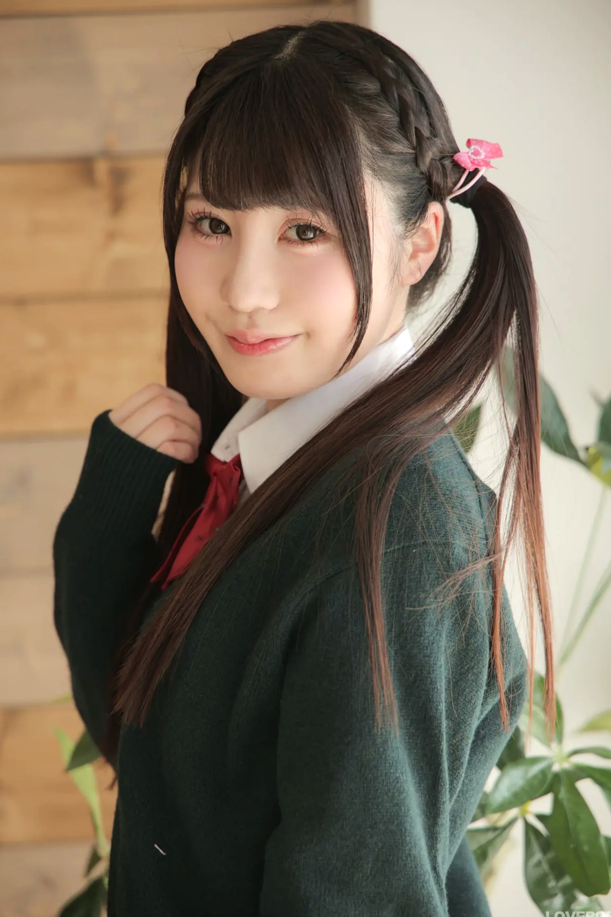 [LOVEPOP] Meru Momose 桃瀬める Photoset 01 日系JK校服清纯甜美私房写真