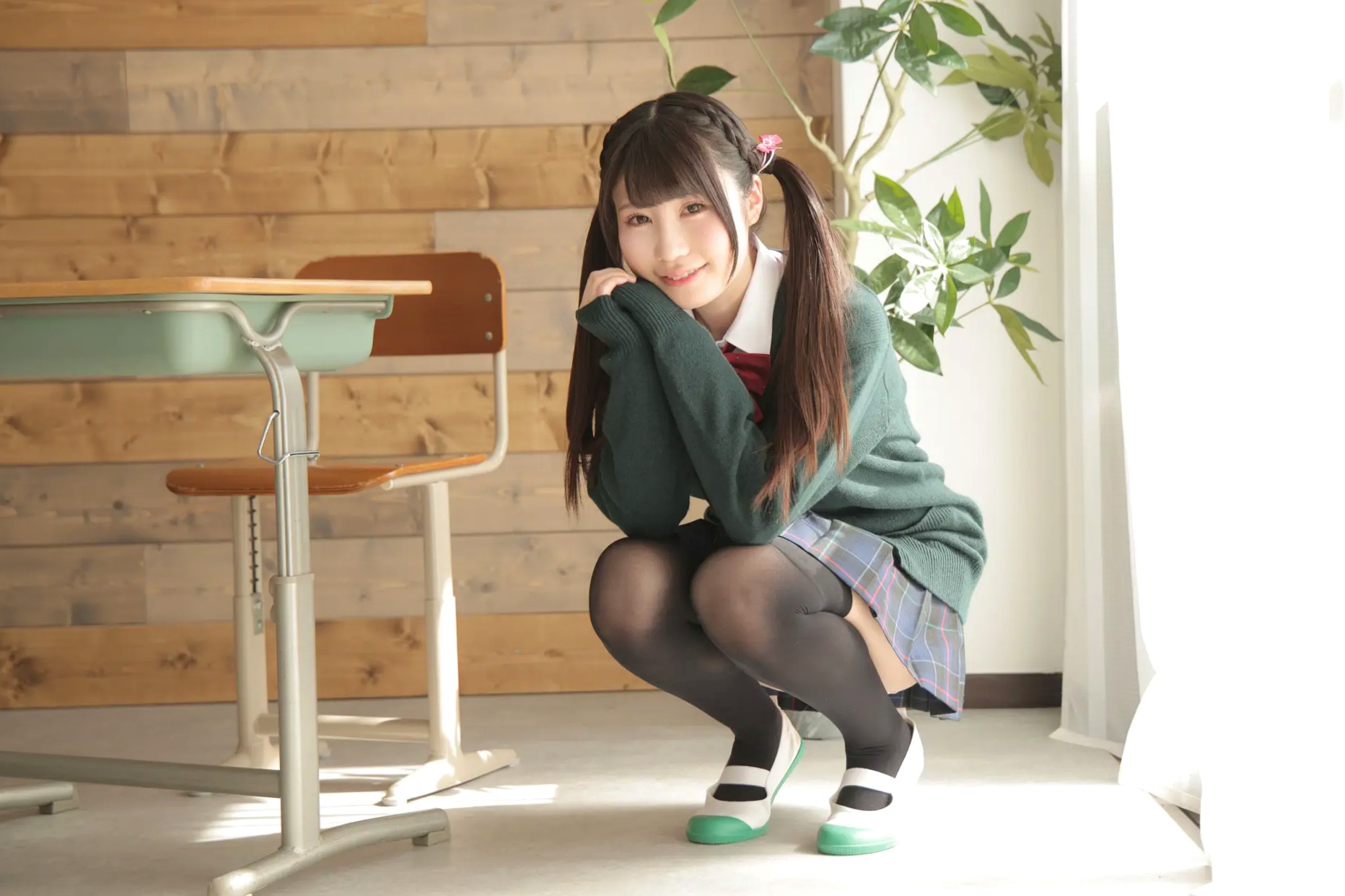 [LOVEPOP] Meru Momose 桃瀬める Photoset 01 日系JK校服清纯甜美私房写真