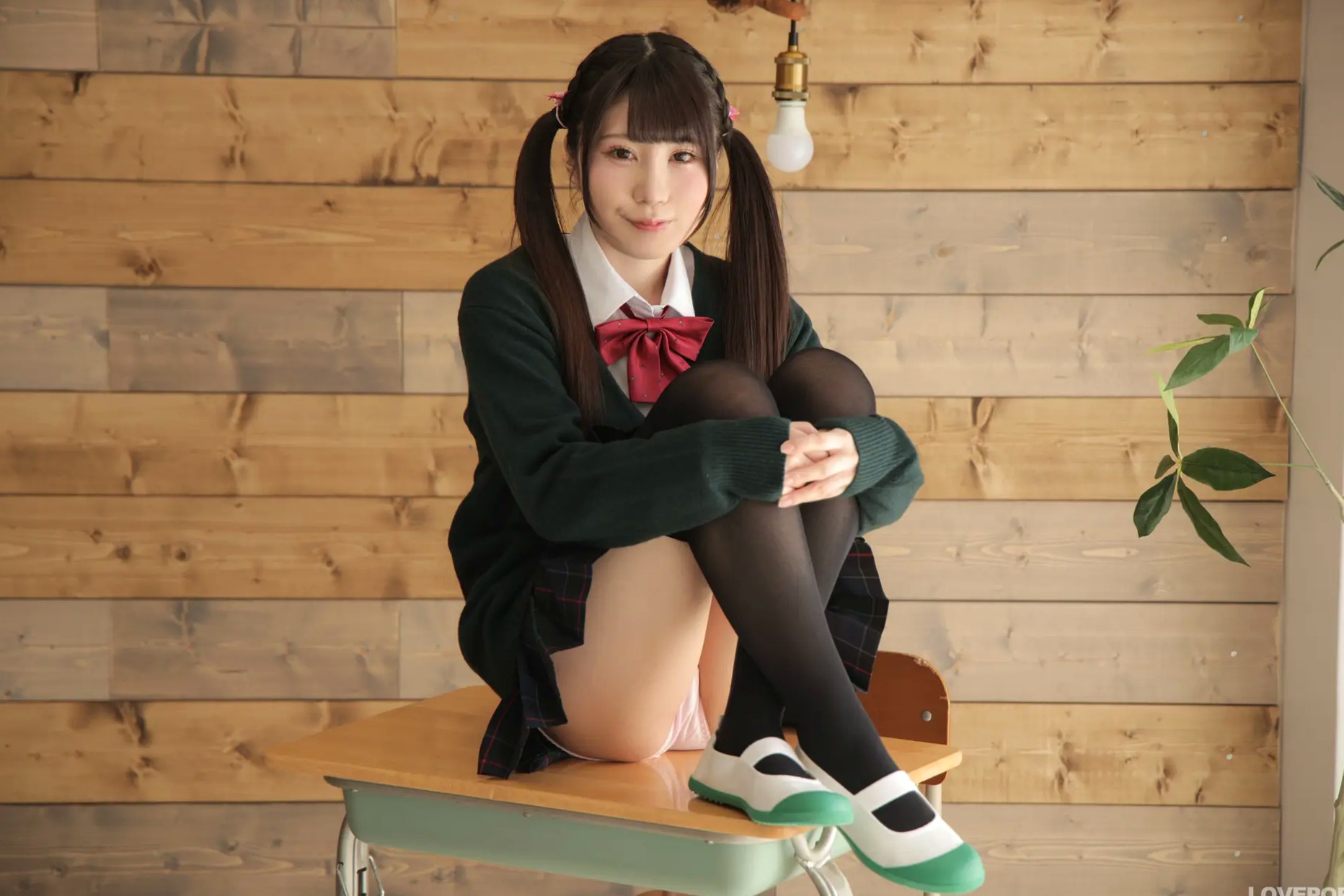 [LOVEPOP] Meru Momose 桃瀬める Photoset 01 日系JK校服清纯甜美私房写真