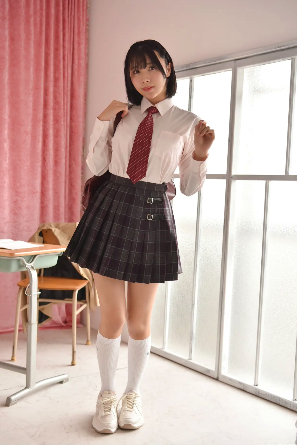 [LOVEPOP] Mitsuhashikun 三橋くん Photoset 01 日本美少女校服制服清纯写真