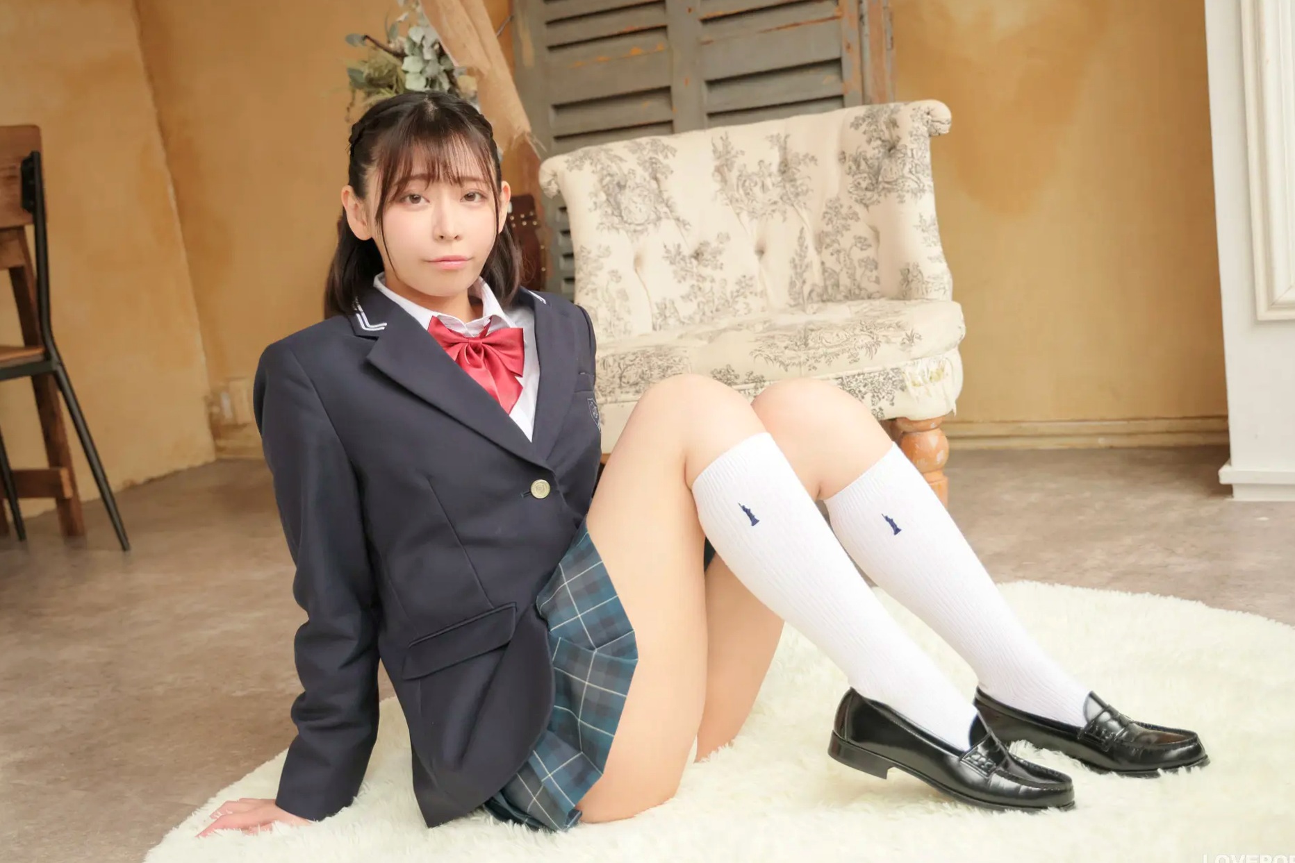 [LOVEPOP] Yui Kohinata 小日向結衣 Photoset 04 日系校服制服清纯美腿写真