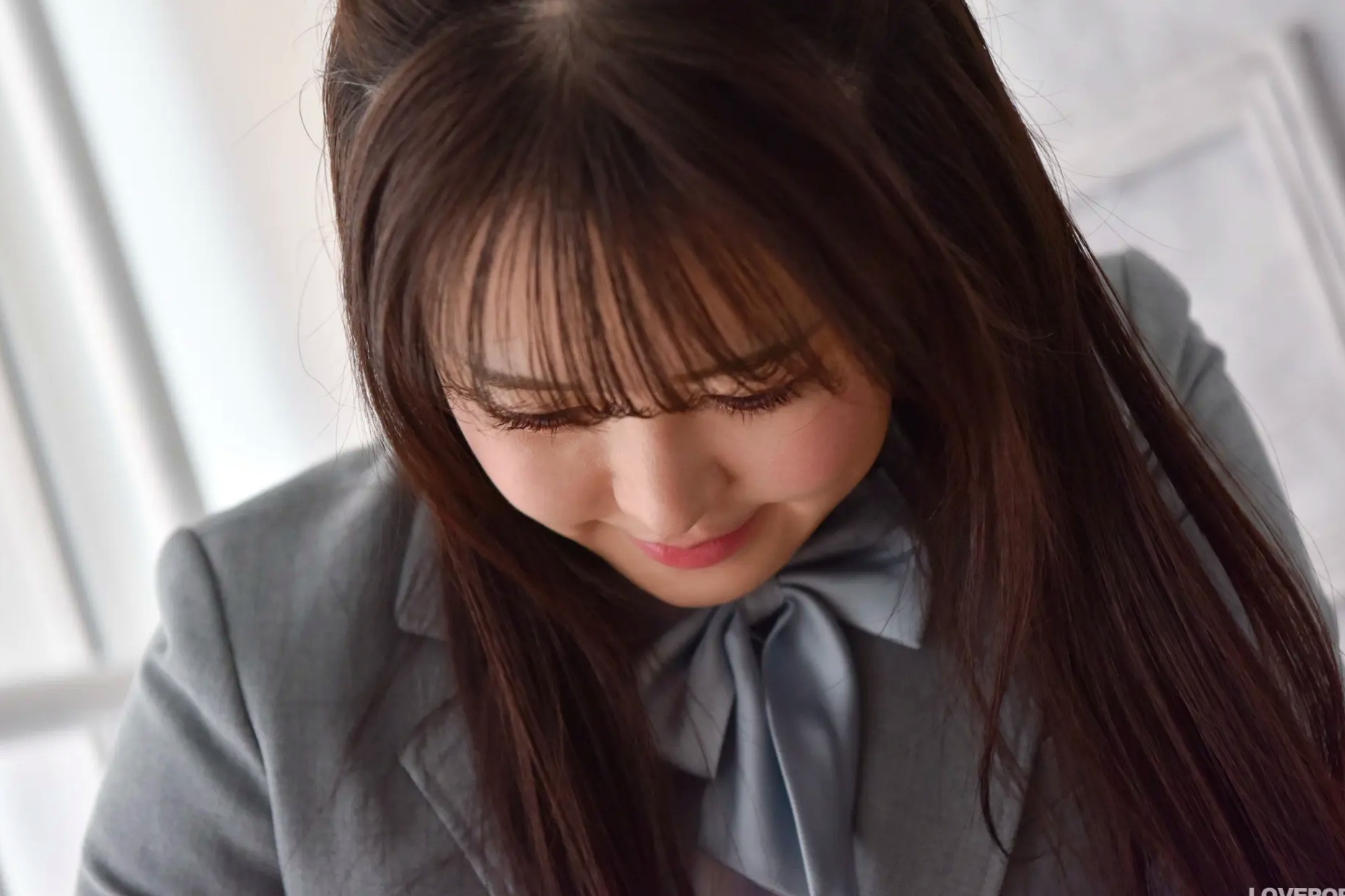 [LOVEPOP] Shizuna Ito 伊藤しずな Photoset 05 清纯校服制服美腿写真