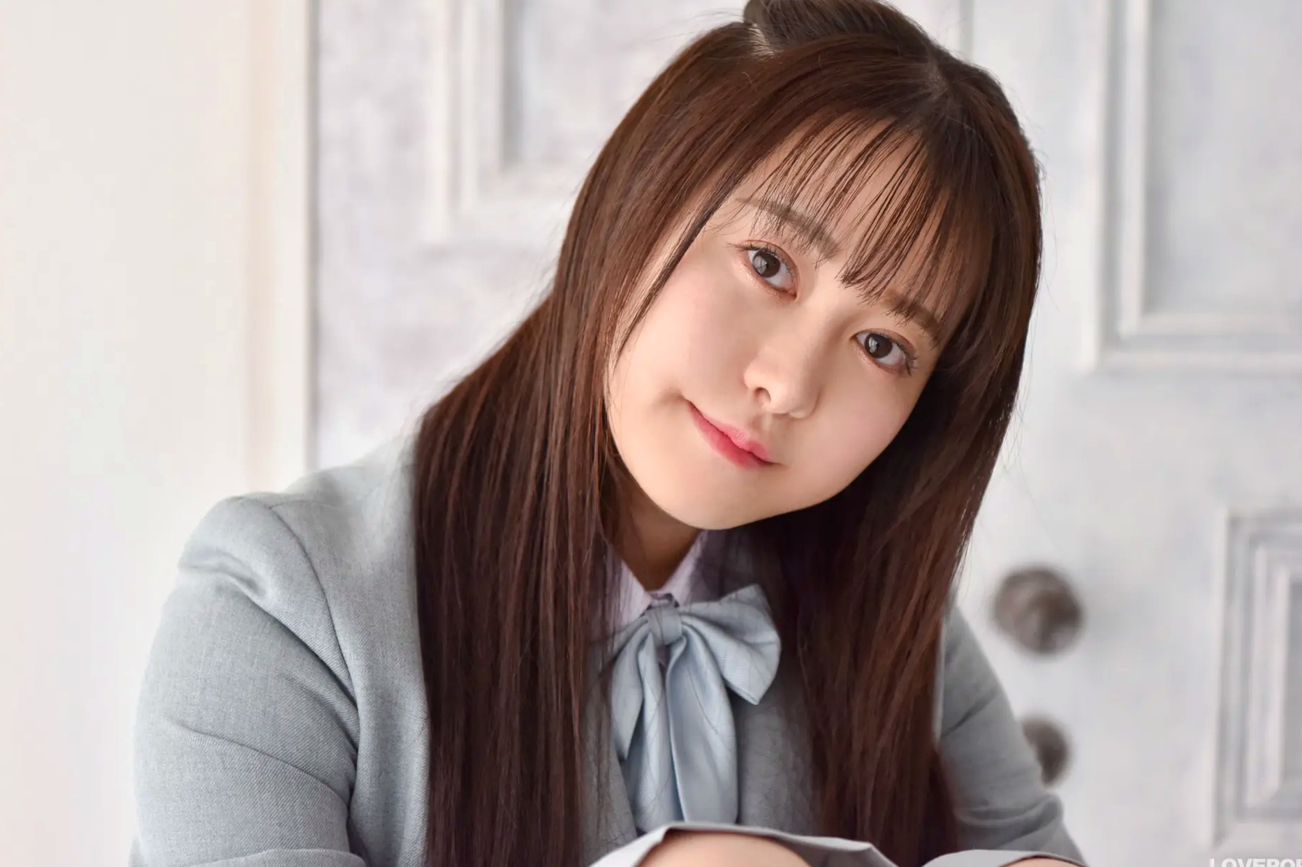 [LOVEPOP] Shizuna Ito 伊藤しずな Photoset 05 清纯校服制服美腿写真