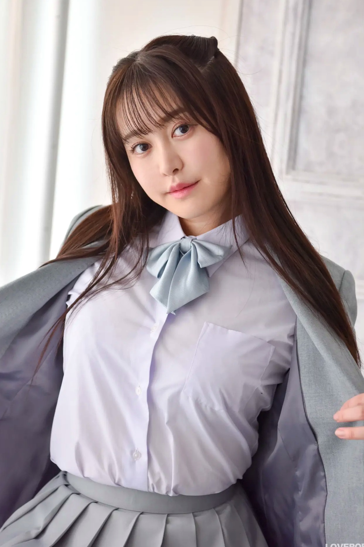 [LOVEPOP] Shizuna Ito 伊藤しずな Photoset 05 清纯校服制服美腿写真