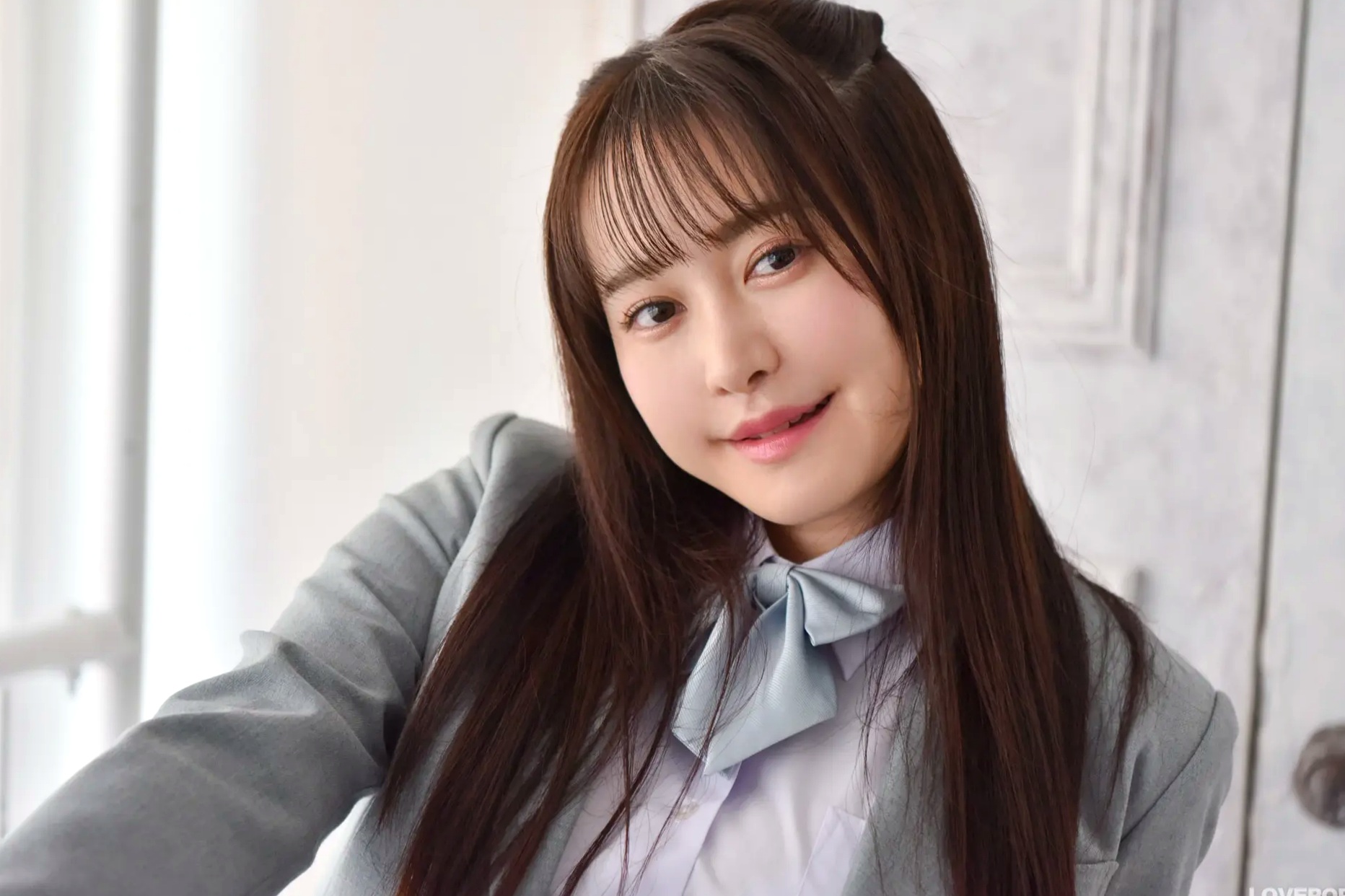 [LOVEPOP] Shizuna Ito 伊藤しずな Photoset 05 清纯校服制服美腿写真