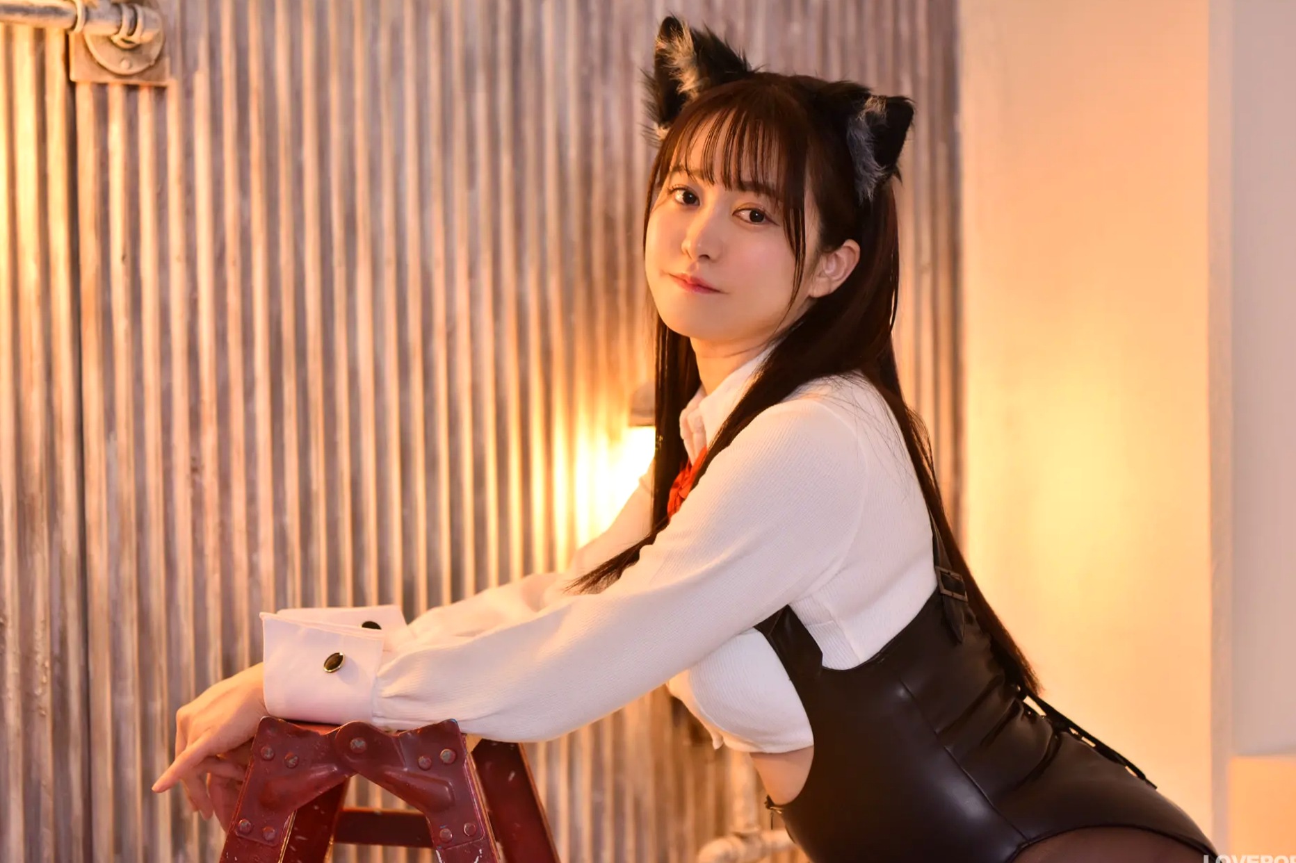 [LOVEPOP] Shizuna Ito 伊藤しずな Photoset 03 猫耳黑丝性感制服写真