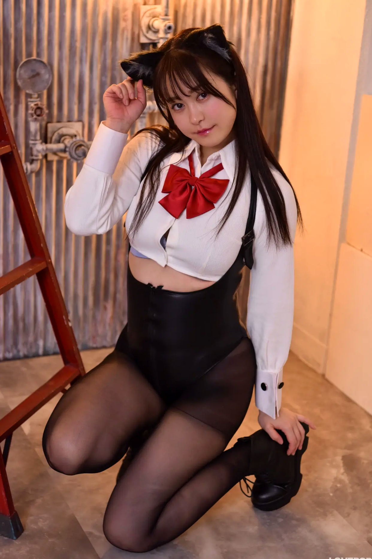 [LOVEPOP] Shizuna Ito 伊藤しずな Photoset 03 猫耳黑丝性感制服写真
