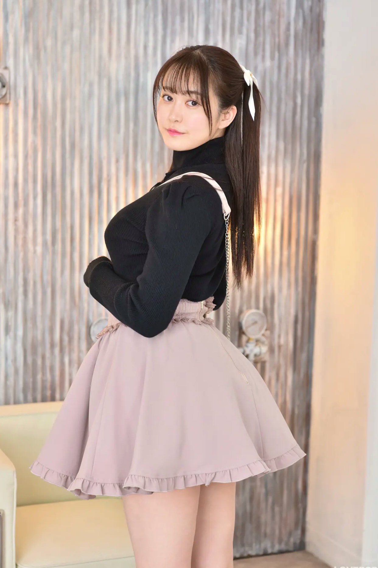 [LOVEPOP] Shizuna Ito 伊藤しずな Photoset 01 甜美短裙性感诱惑美腿私房照