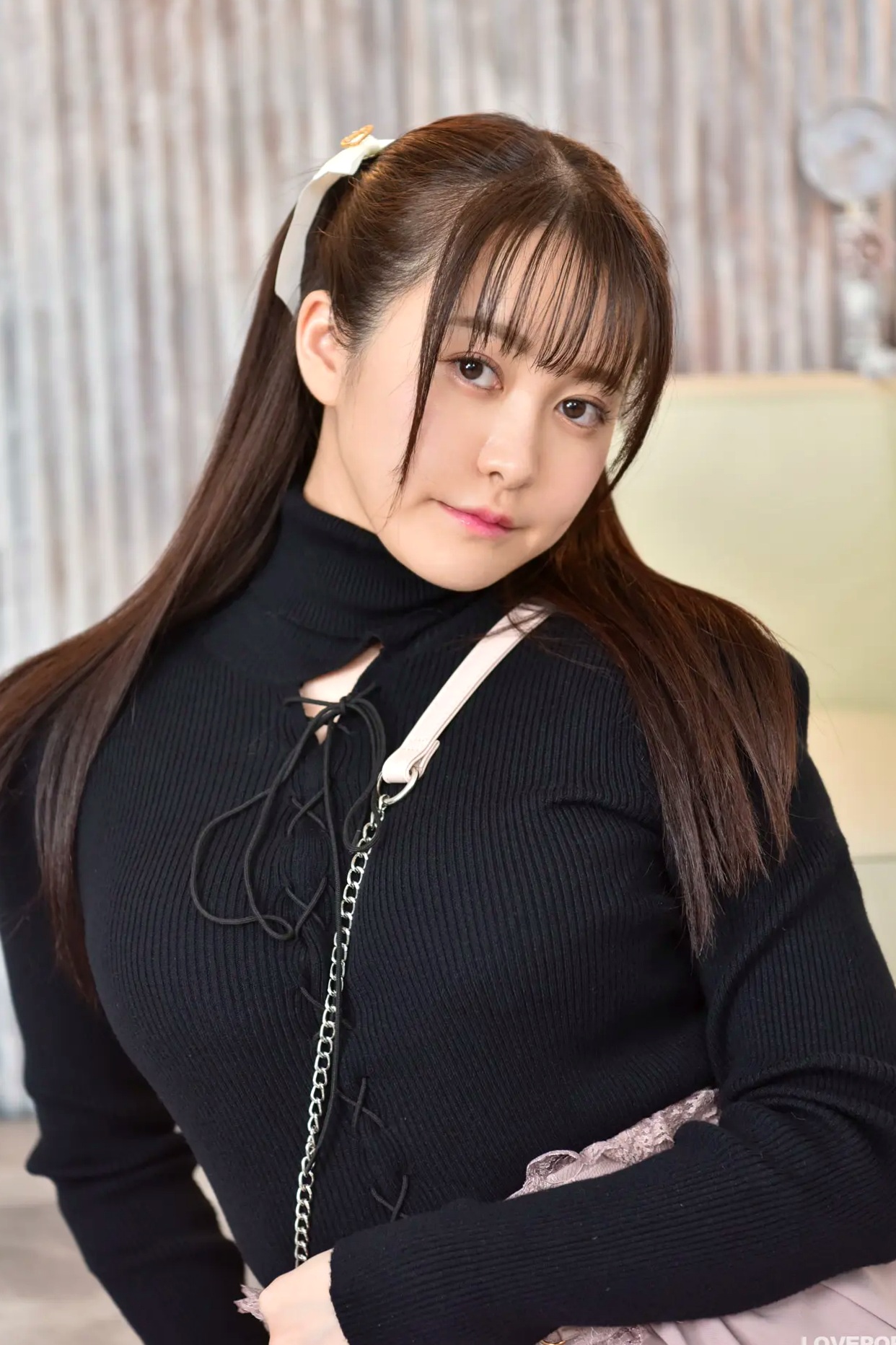 [LOVEPOP] Shizuna Ito 伊藤しずな Photoset 01 甜美短裙性感诱惑美腿私房照