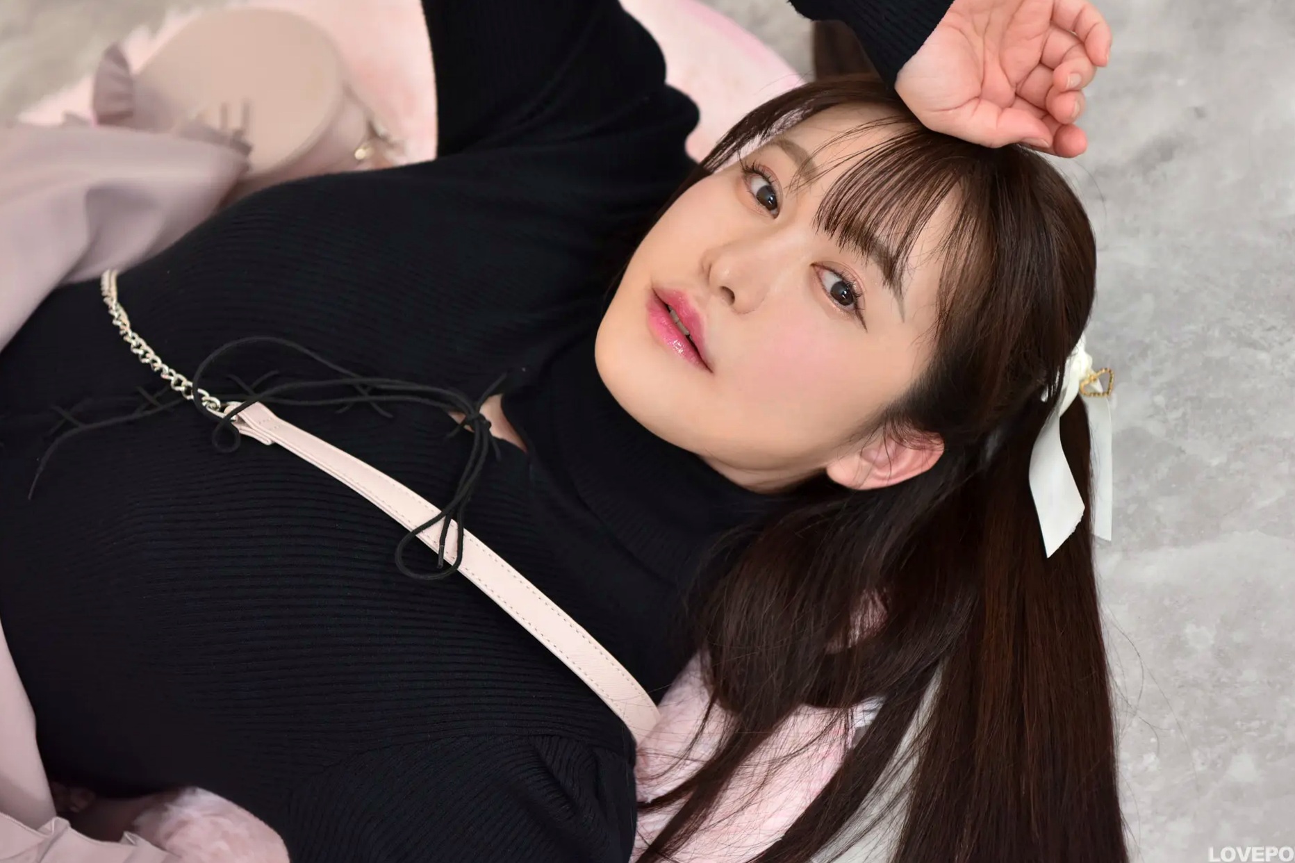 [LOVEPOP] Shizuna Ito 伊藤しずな Photoset 01 甜美短裙性感诱惑美腿私房照