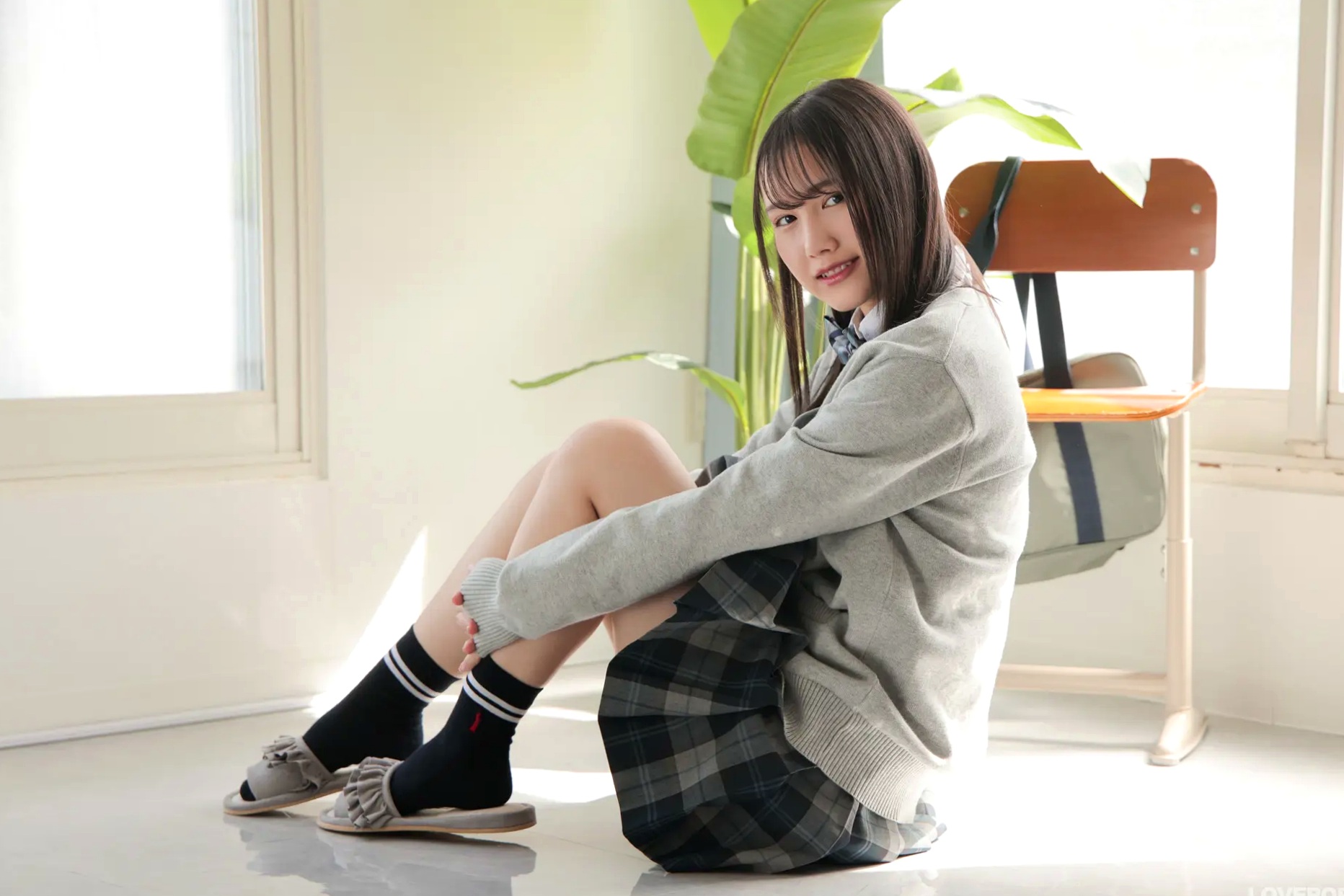 [LOVEPOP] Maki Chiba 千葉まき Photoset 04 清纯日系JK校服制服写真