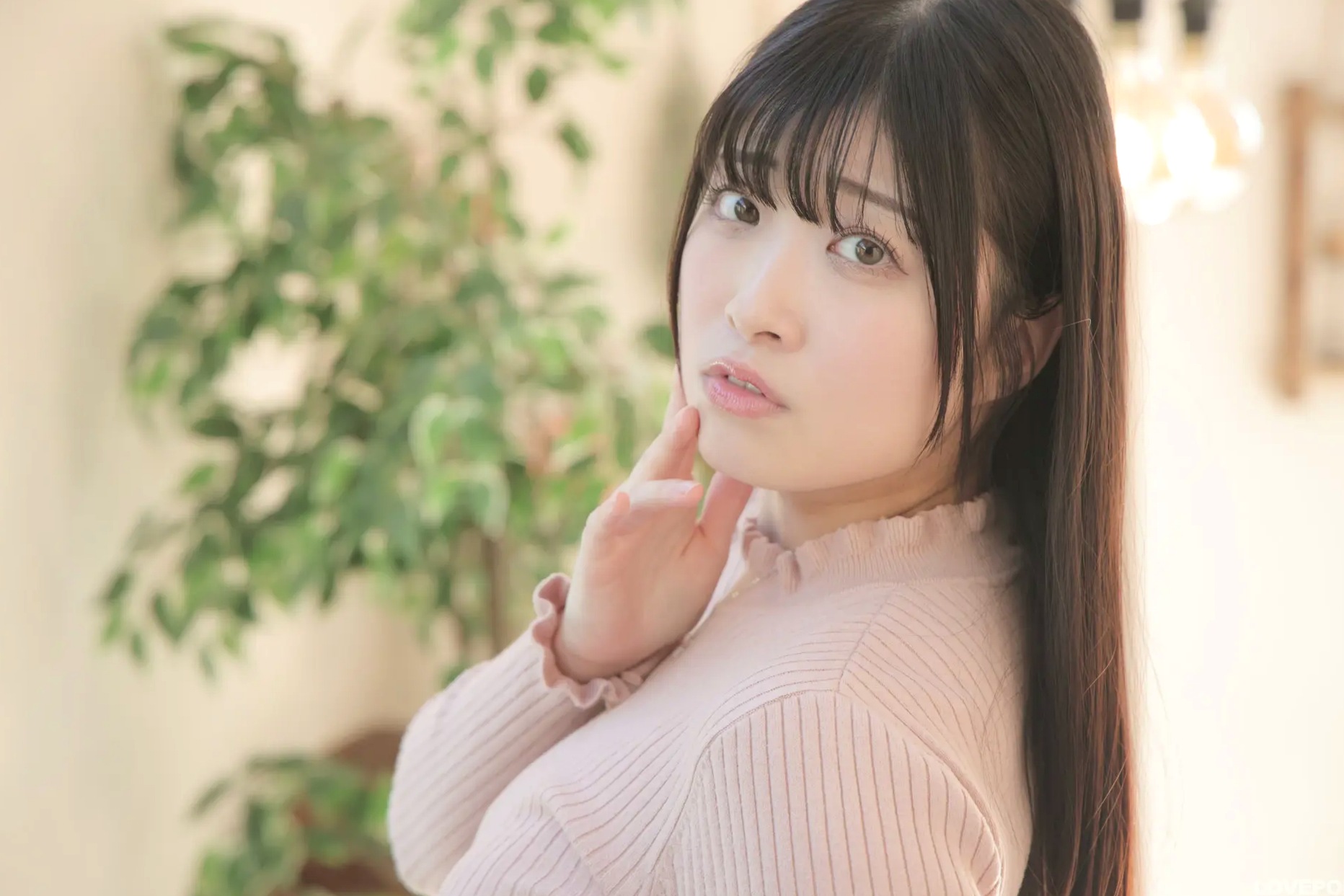 [LOVEPOP] 新穂純麗 Sumire Niibo Photoset 03 日系清纯毛衣短裙家居私房诱惑写真