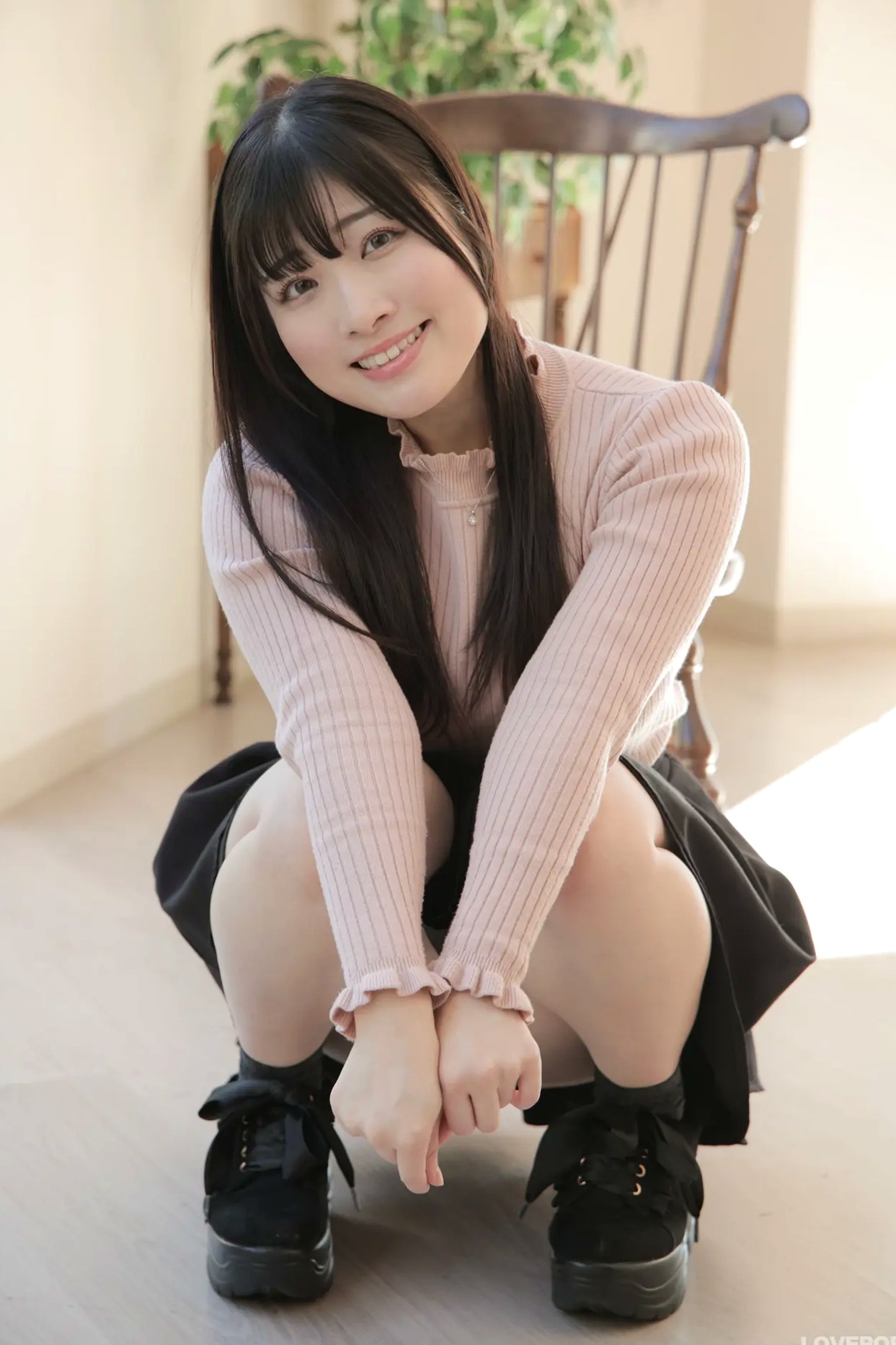[LOVEPOP] 新穂純麗 Sumire Niibo Photoset 03 日系清纯毛衣短裙家居私房诱惑写真