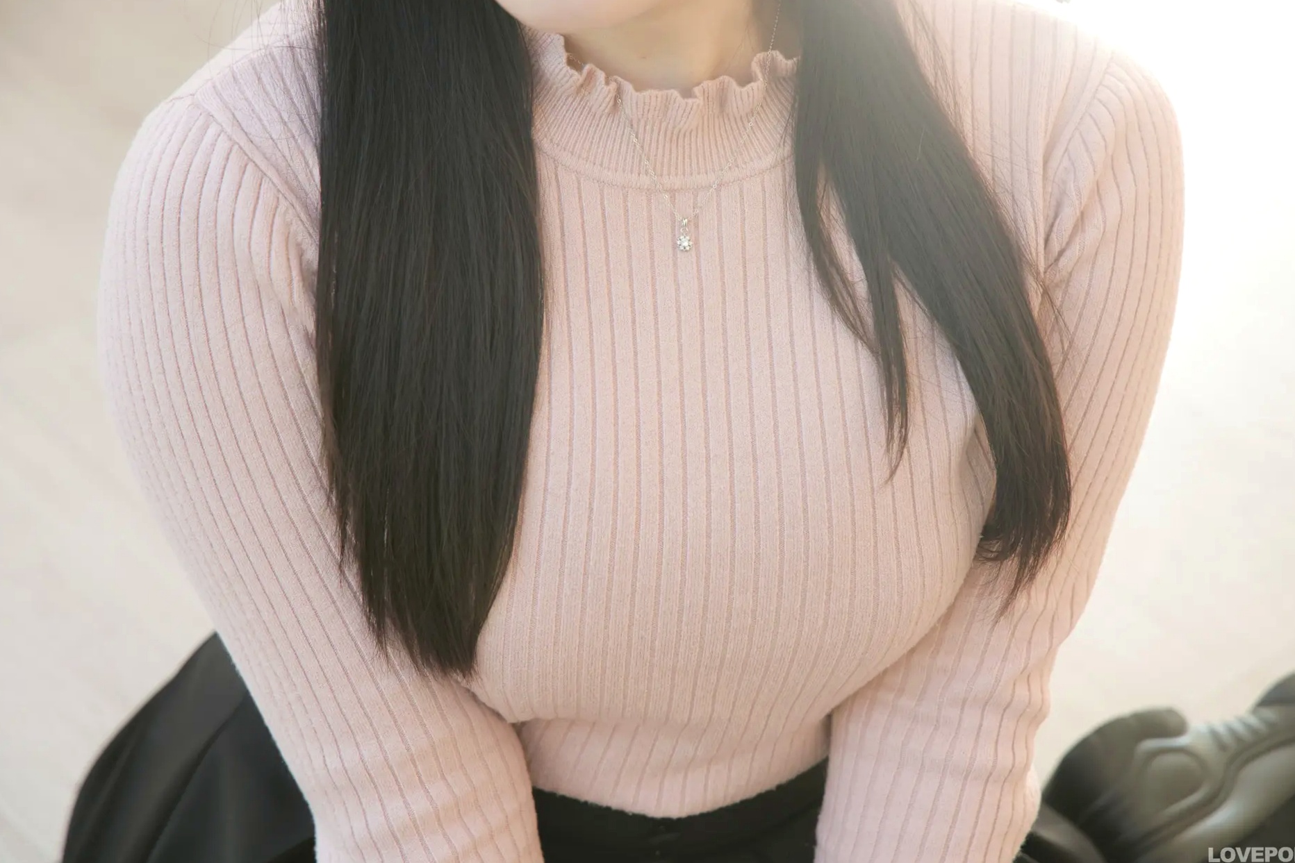 [LOVEPOP] 新穂純麗 Sumire Niibo Photoset 03 日系清纯毛衣短裙家居私房诱惑写真