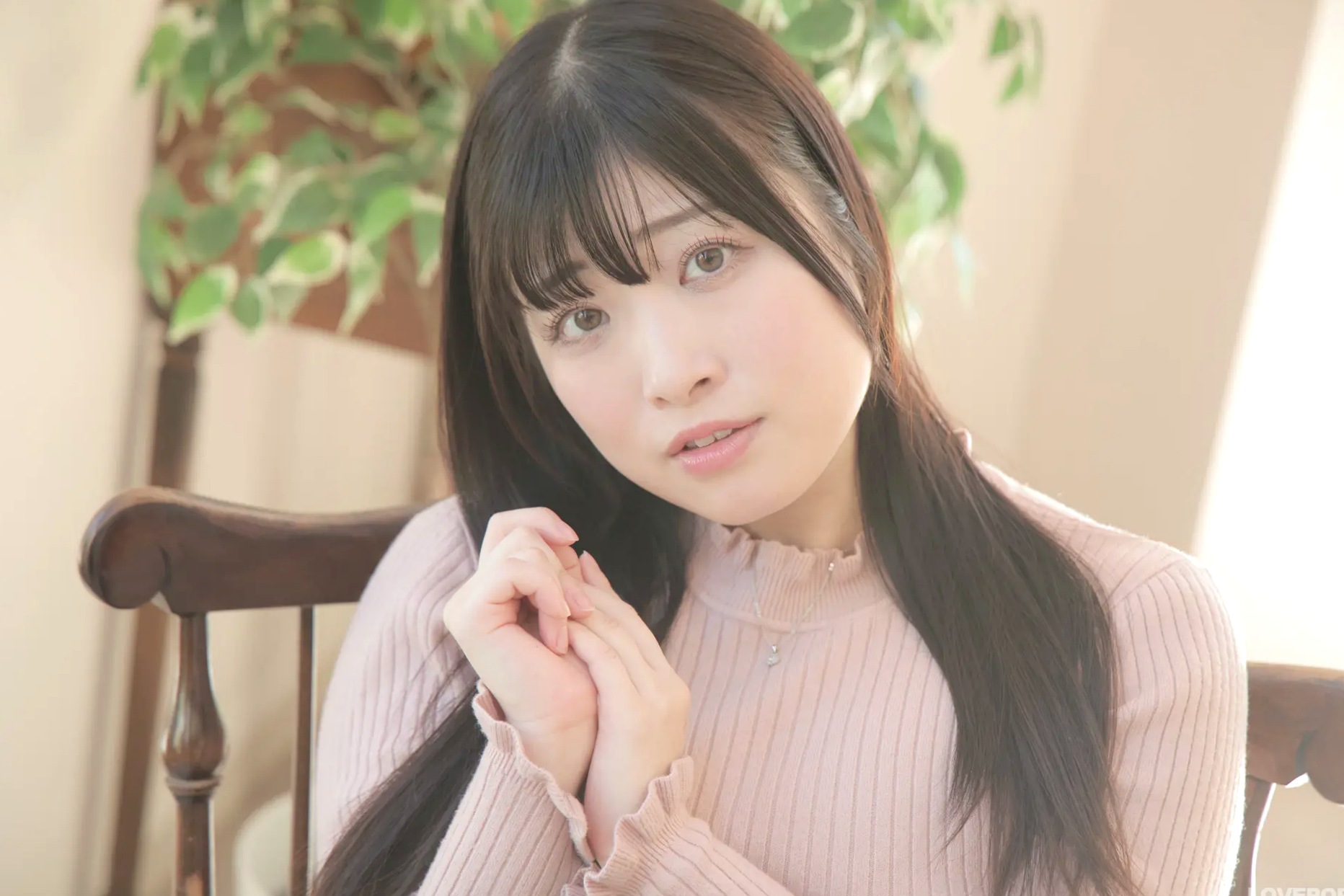 [LOVEPOP] 新穂純麗 Sumire Niibo Photoset 03 日系清纯毛衣短裙家居私房诱惑写真