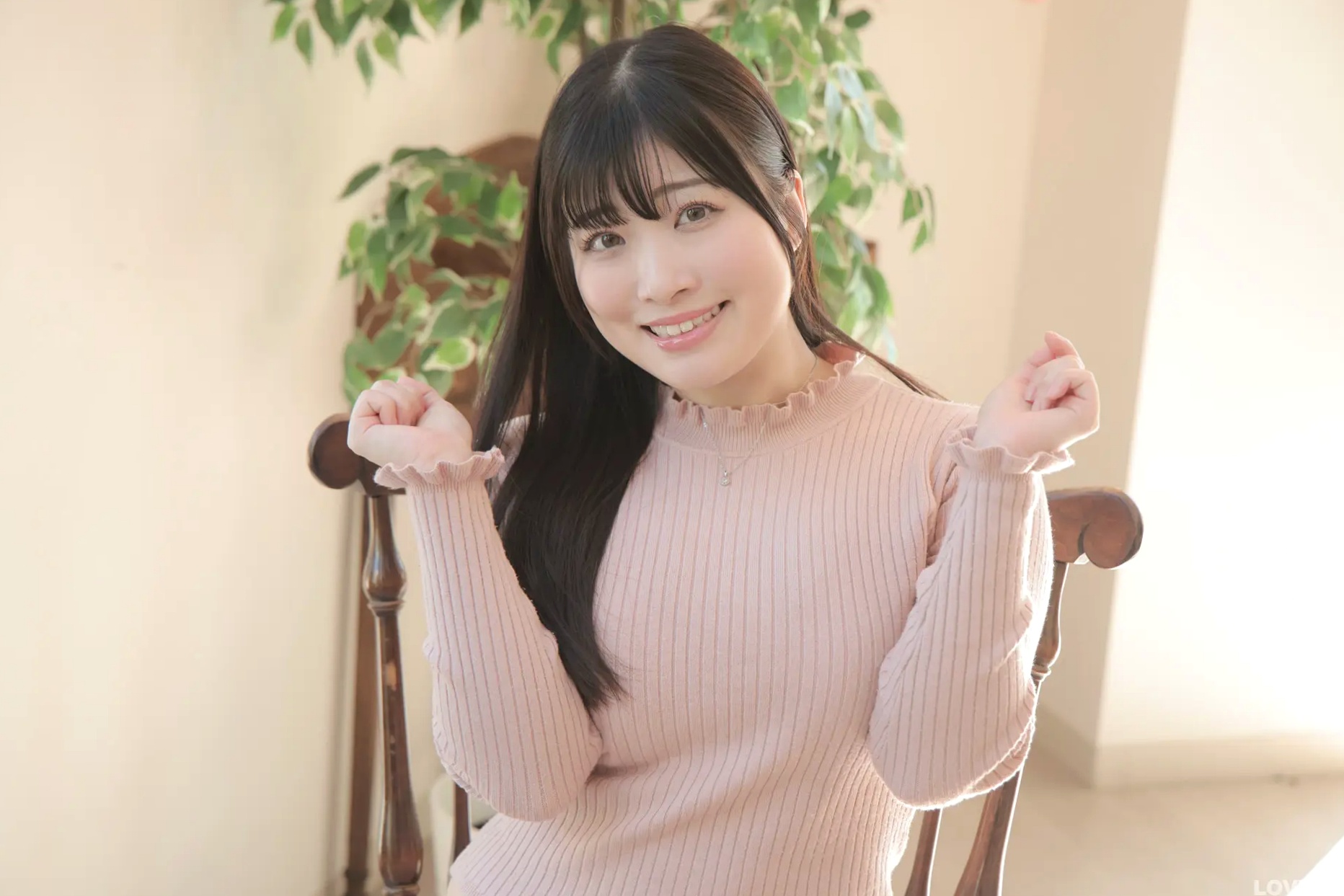 [LOVEPOP] 新穂純麗 Sumire Niibo Photoset 03 日系清纯毛衣短裙家居私房诱惑写真
