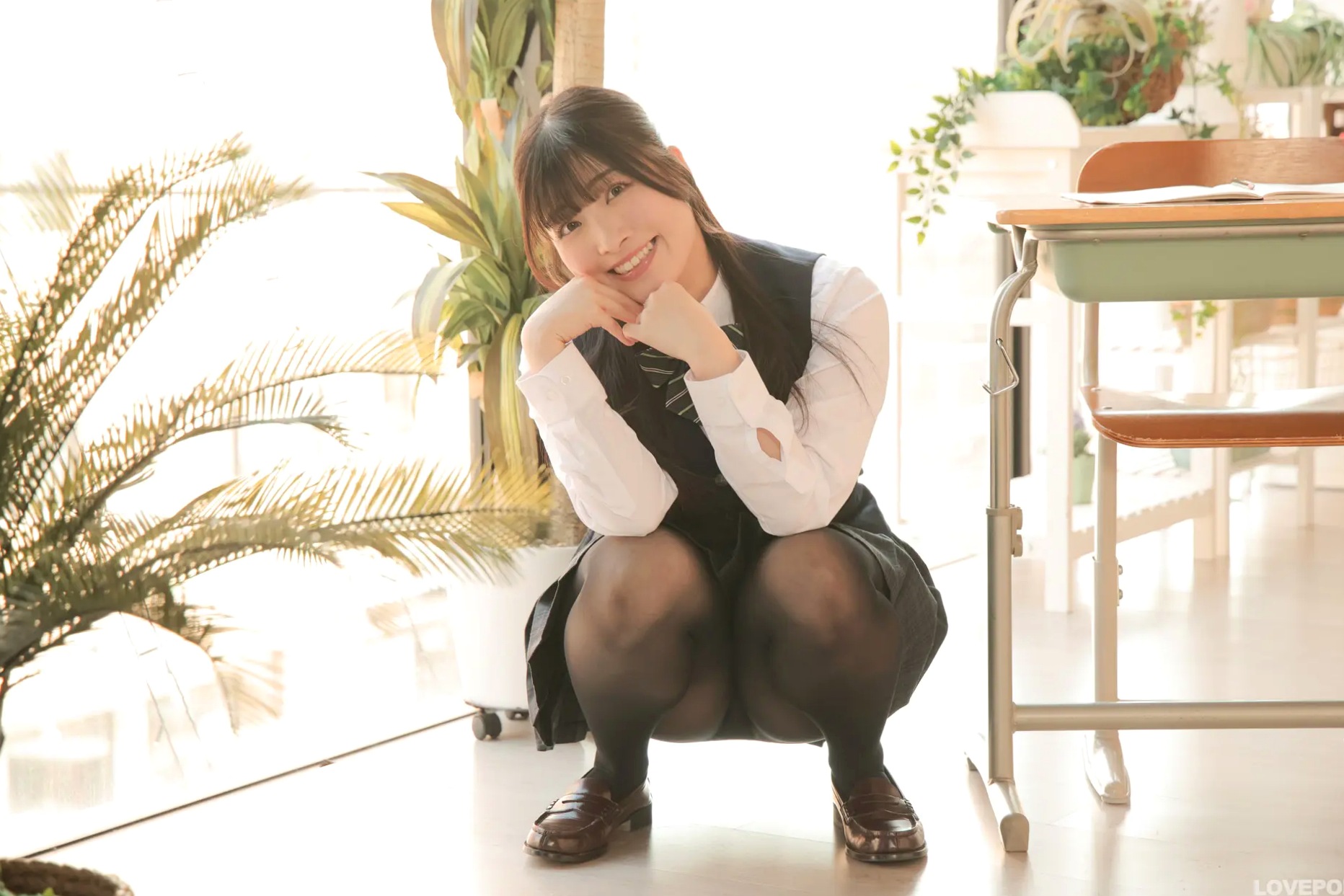[LOVEPOP] Sumire Niibo 新穂純麗 Photoset 02 日系校服黑丝美腿性感写真