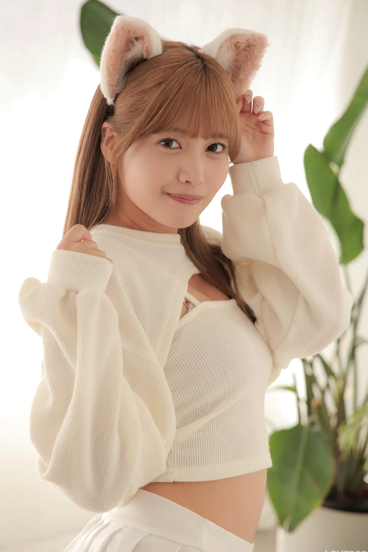 [LOVEPOP] Asuka Nekomiya 猫宮あすか Photoset 13 纯白猫娘萌系私房家居写真
