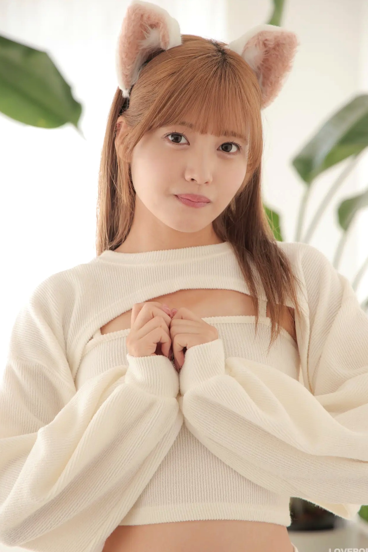 [LOVEPOP] Asuka Nekomiya 猫宮あすか Photoset 13 纯白猫娘萌系私房家居写真